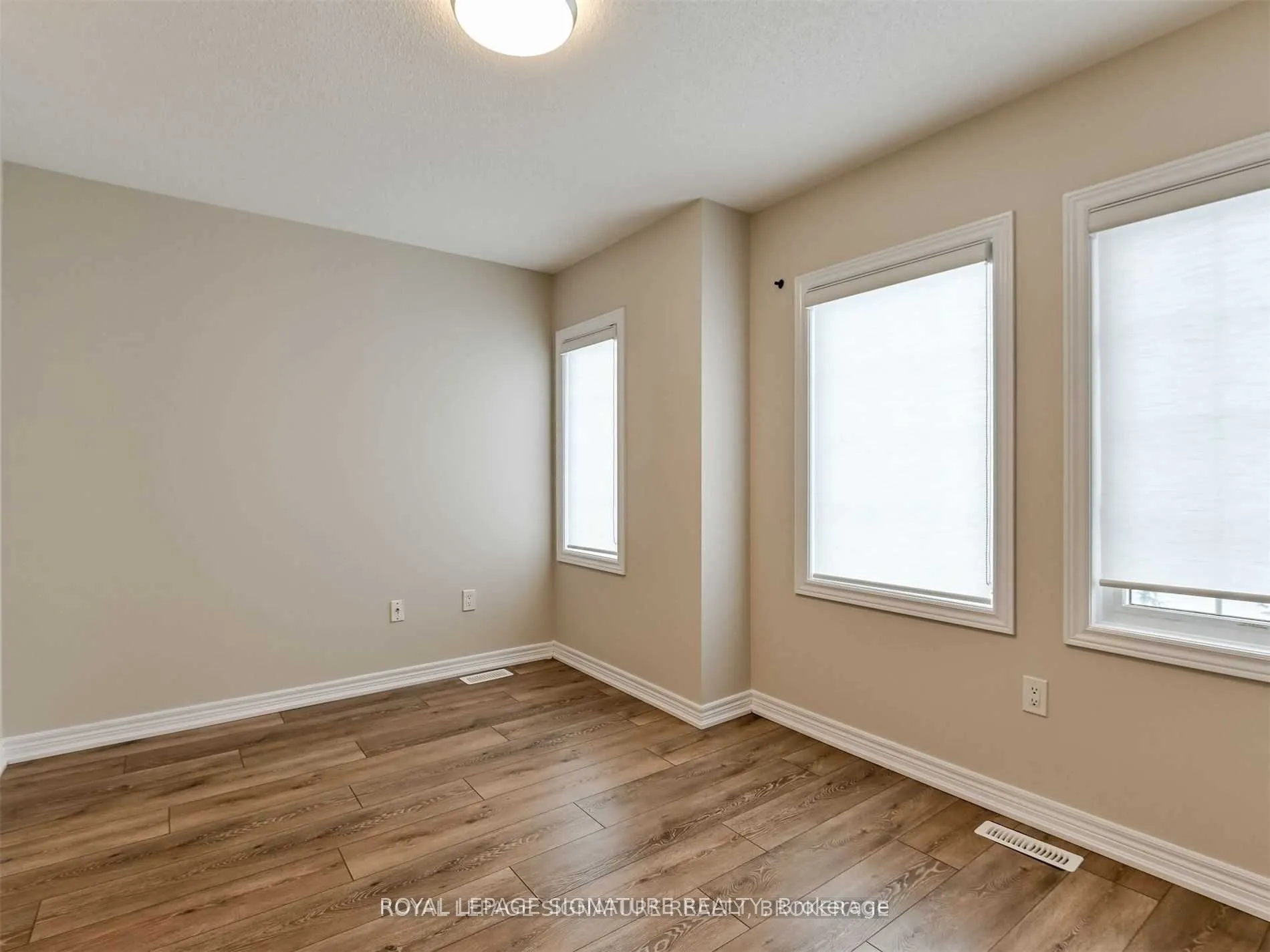37 Chesterwood Crescent