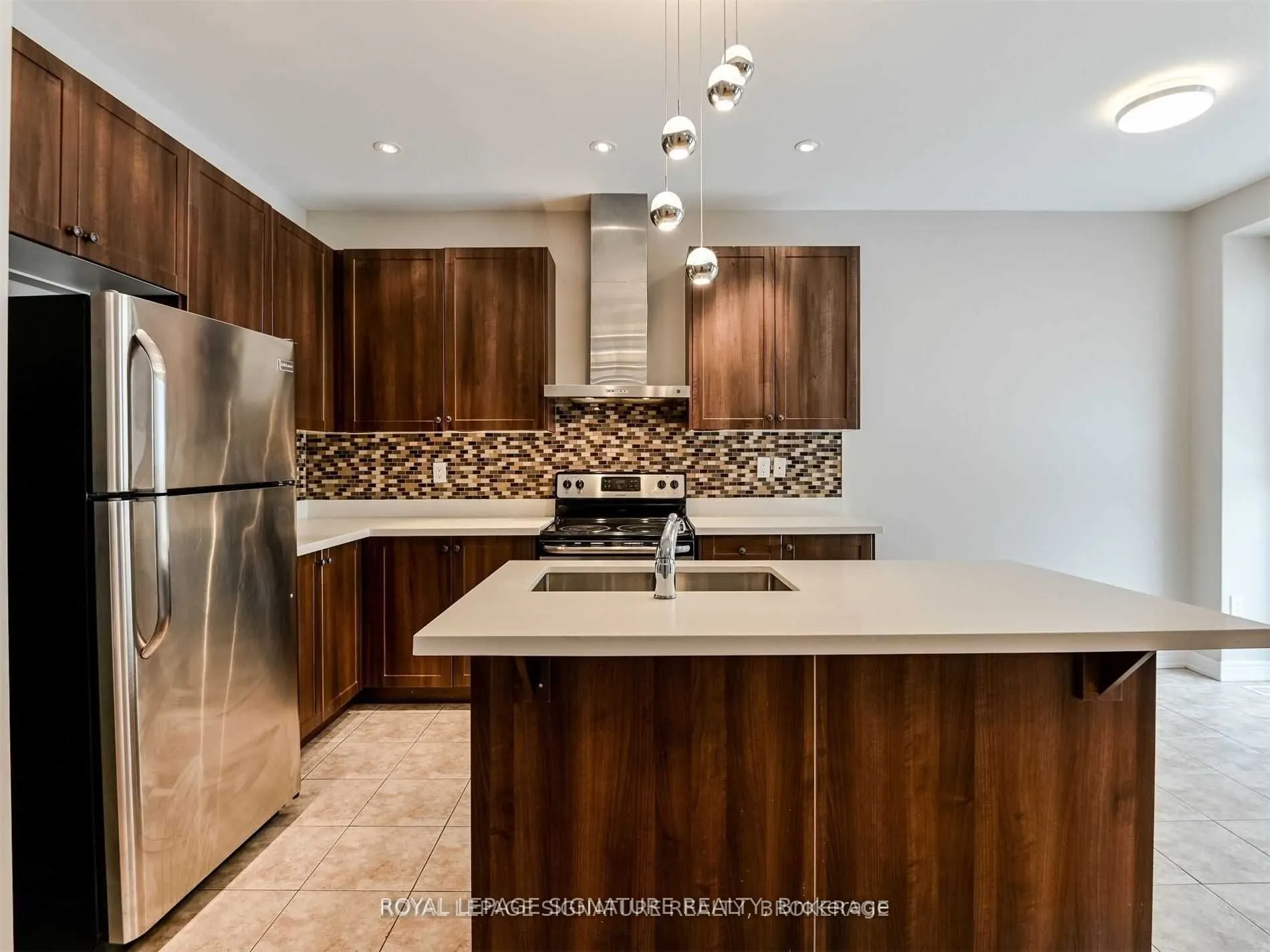 37 Chesterwood Crescent