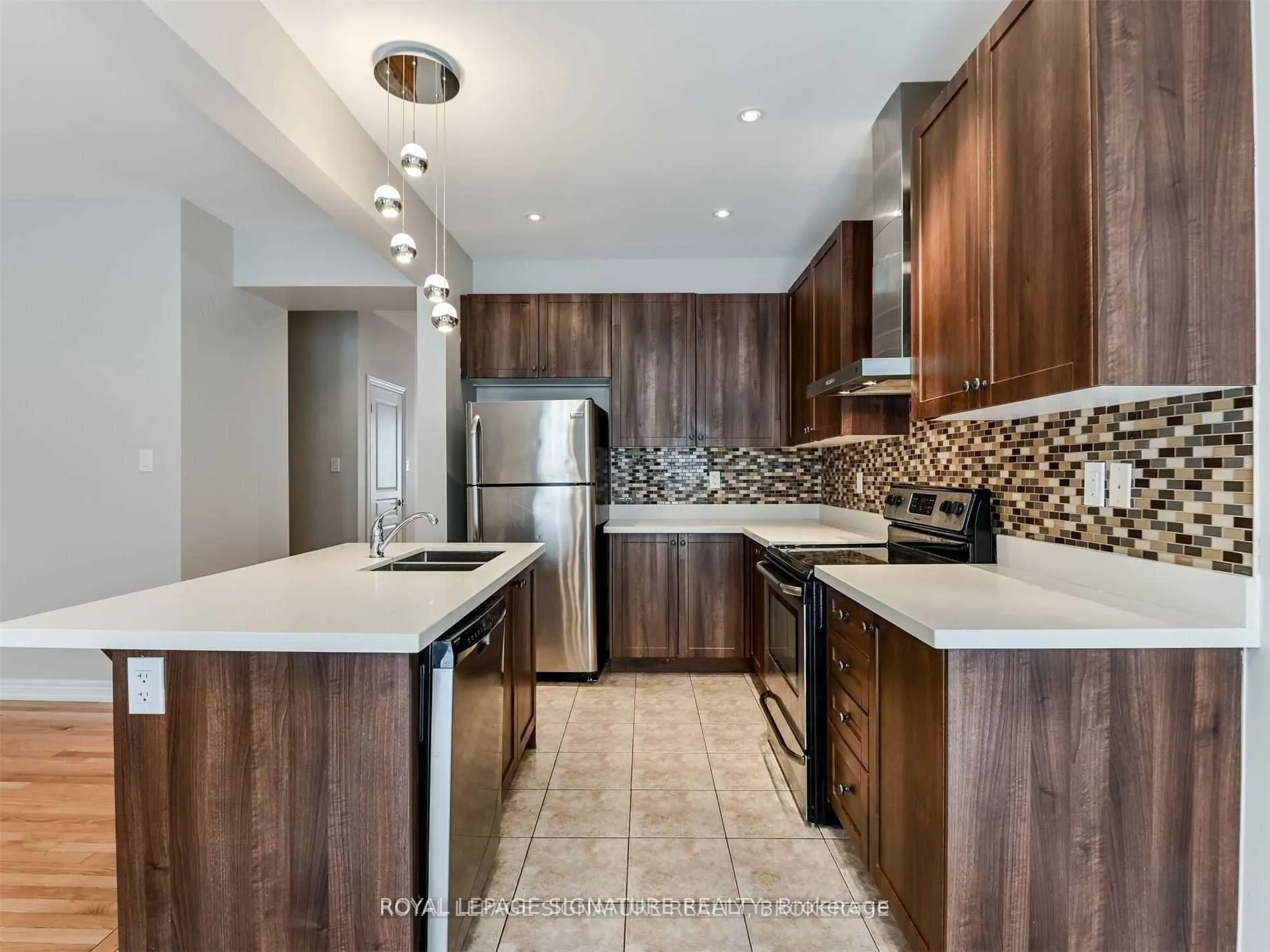 37 Chesterwood Crescent