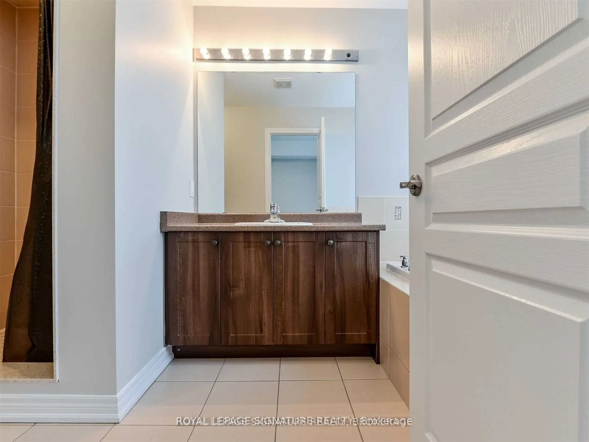 37 Chesterwood Crescent