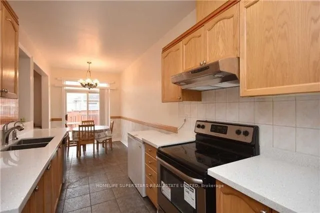 967 Ledbury Crescent