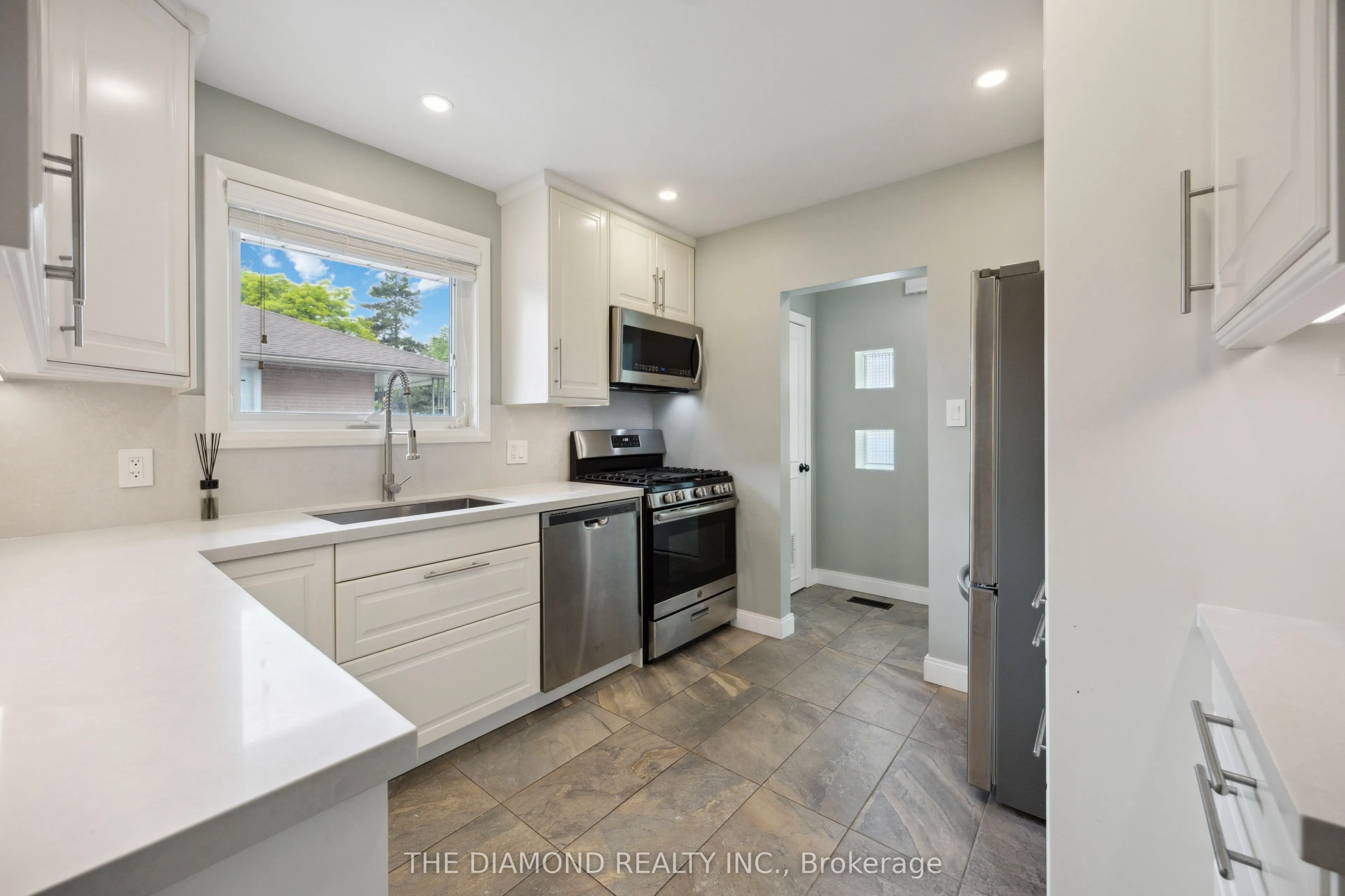 257 The Westway, #Main Floor