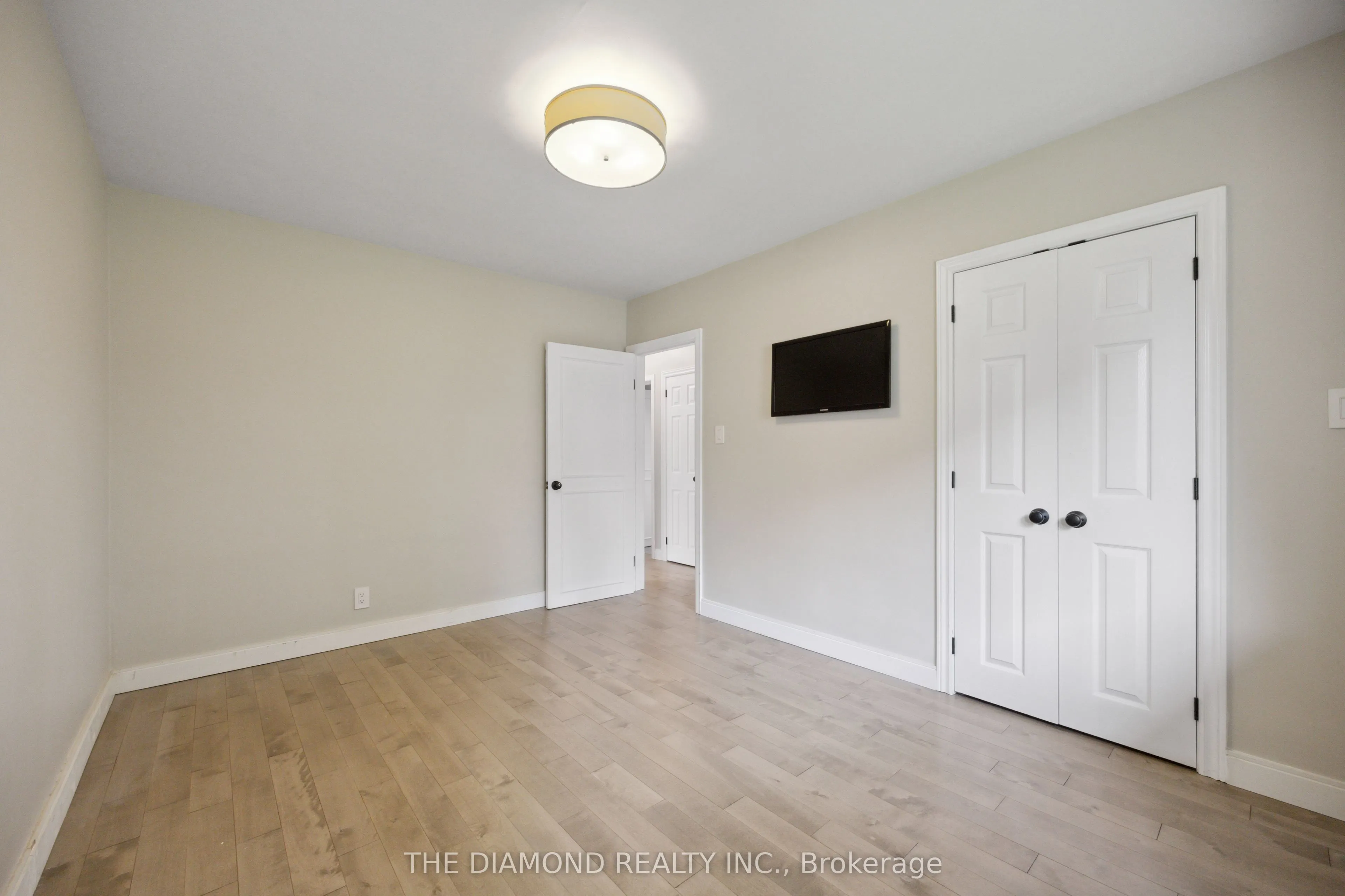 257 The Westway, #Main Floor