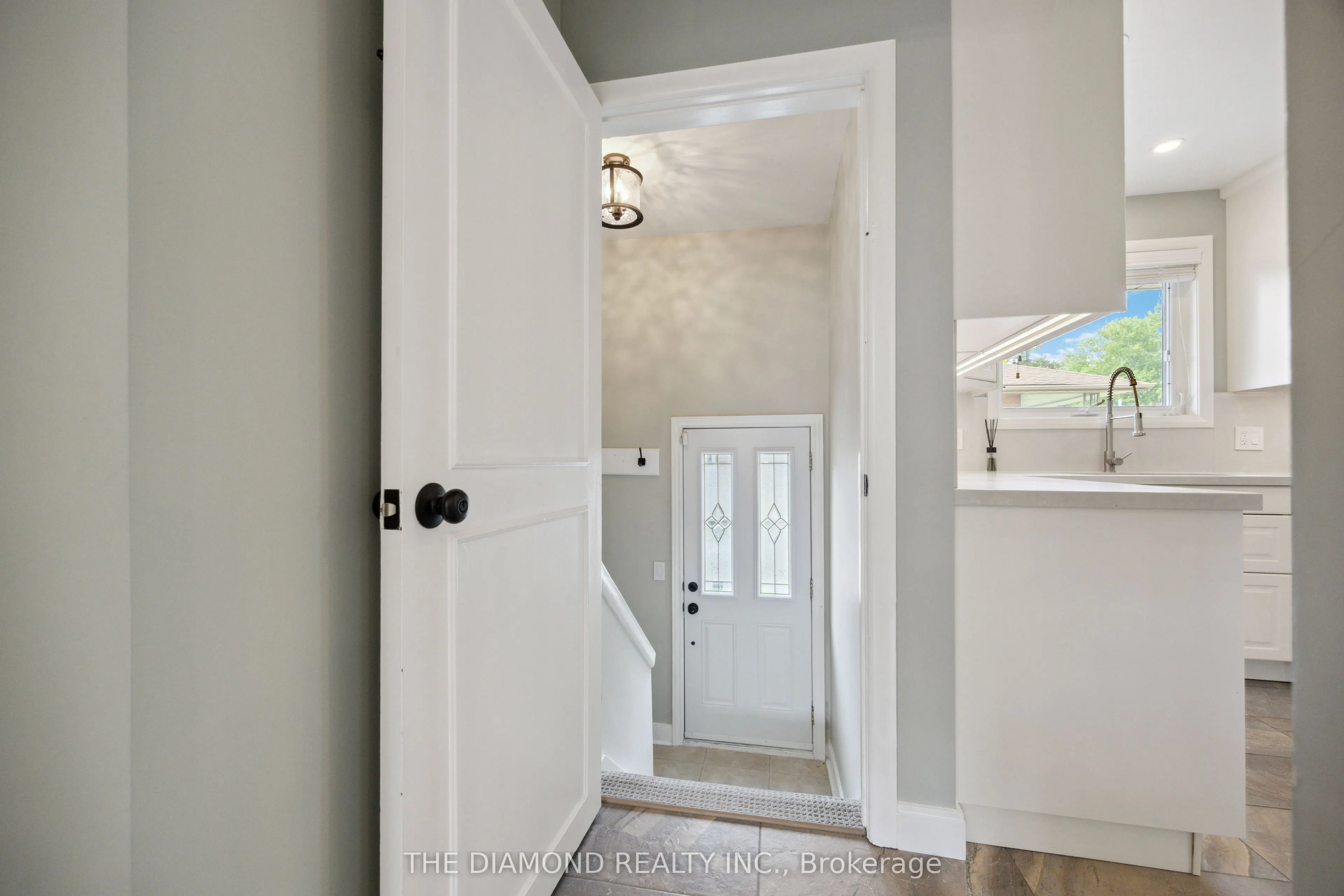 257 The Westway, #Main Floor