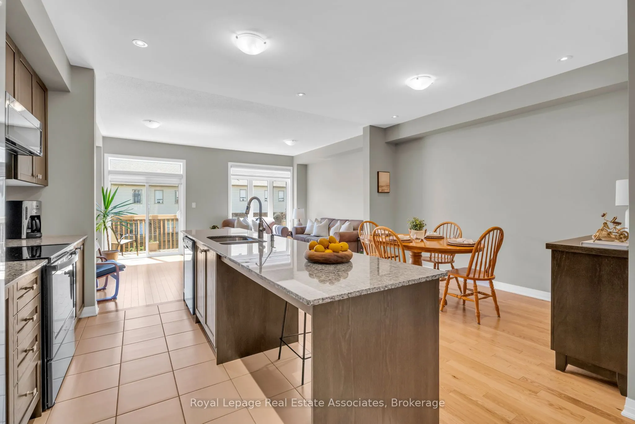 172 Parkinson Crescent