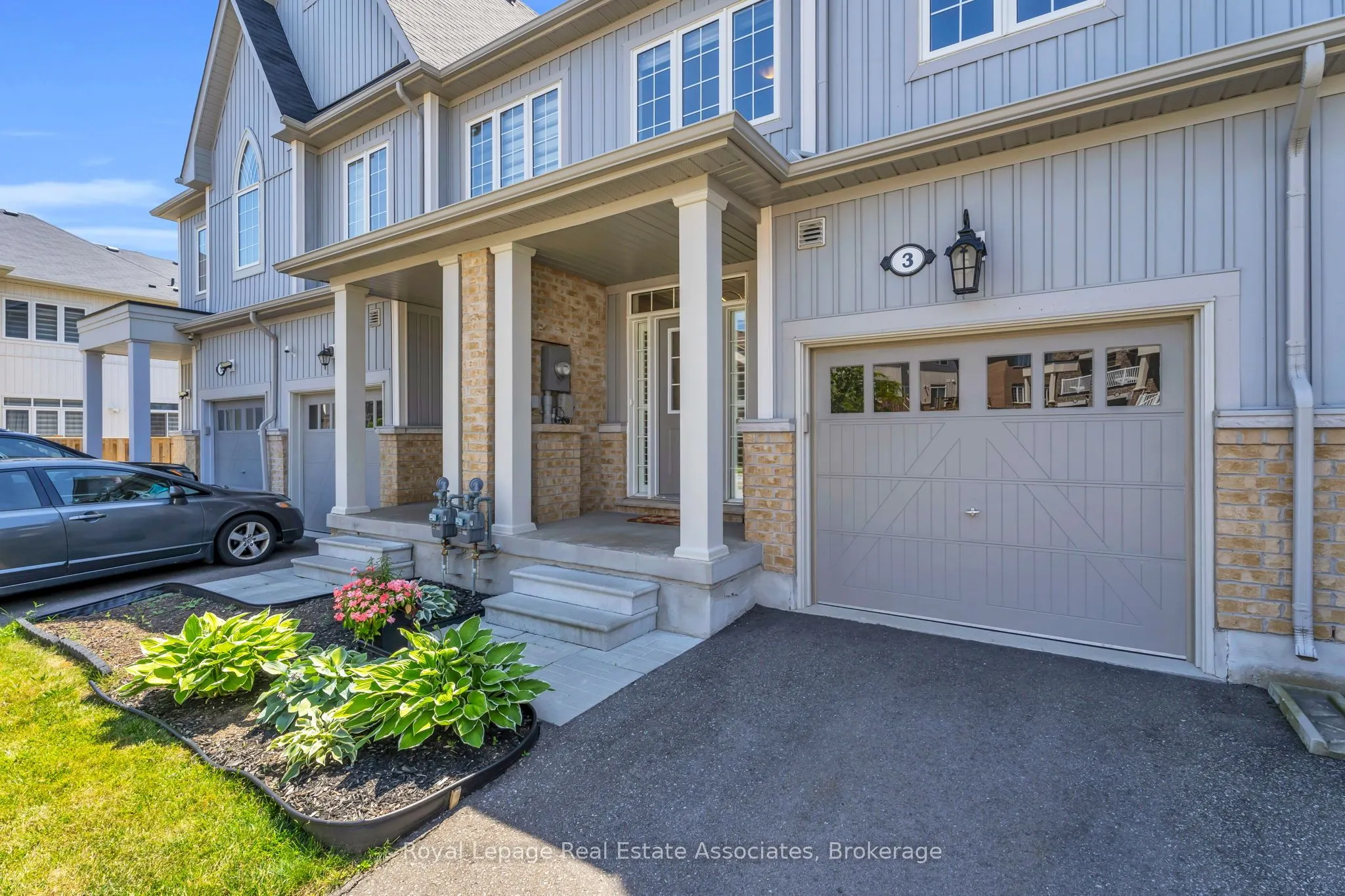 172 Parkinson Crescent