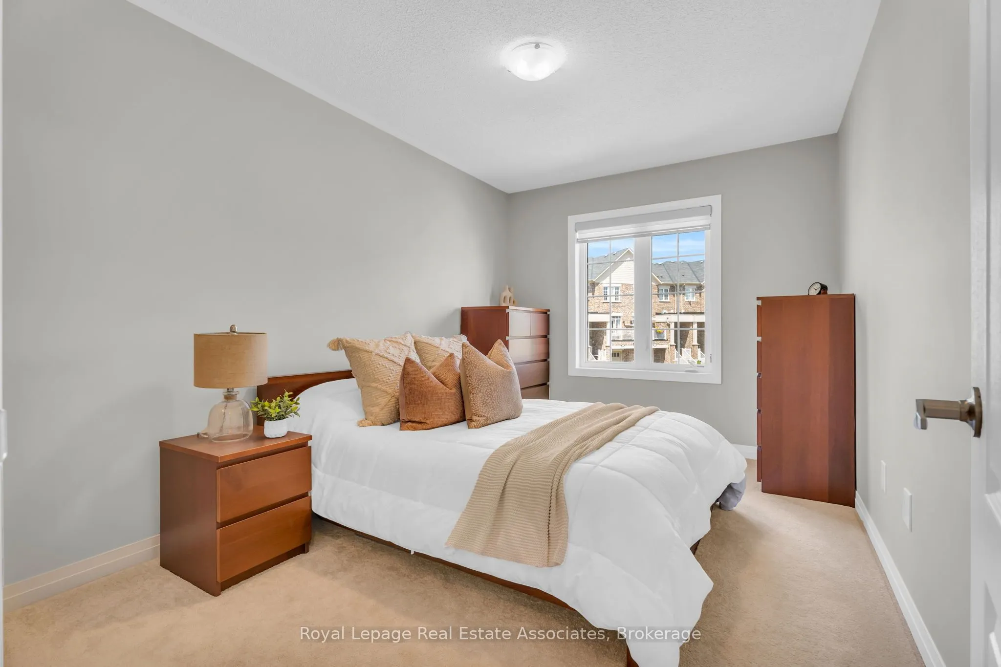 172 Parkinson Crescent