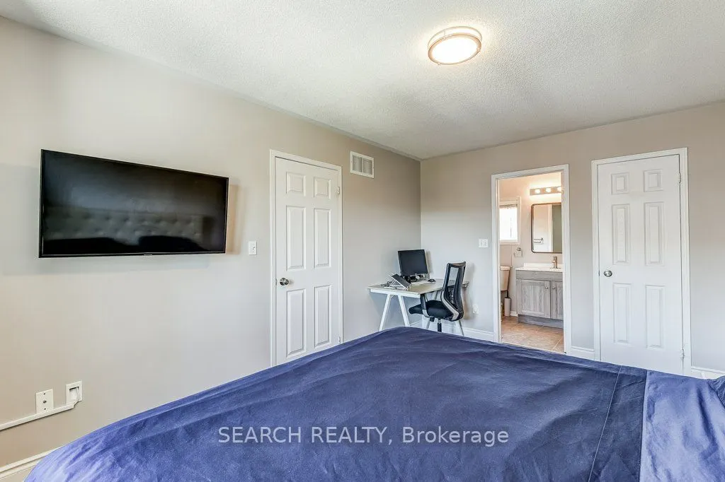 5535 Glen Erin Drive, #77