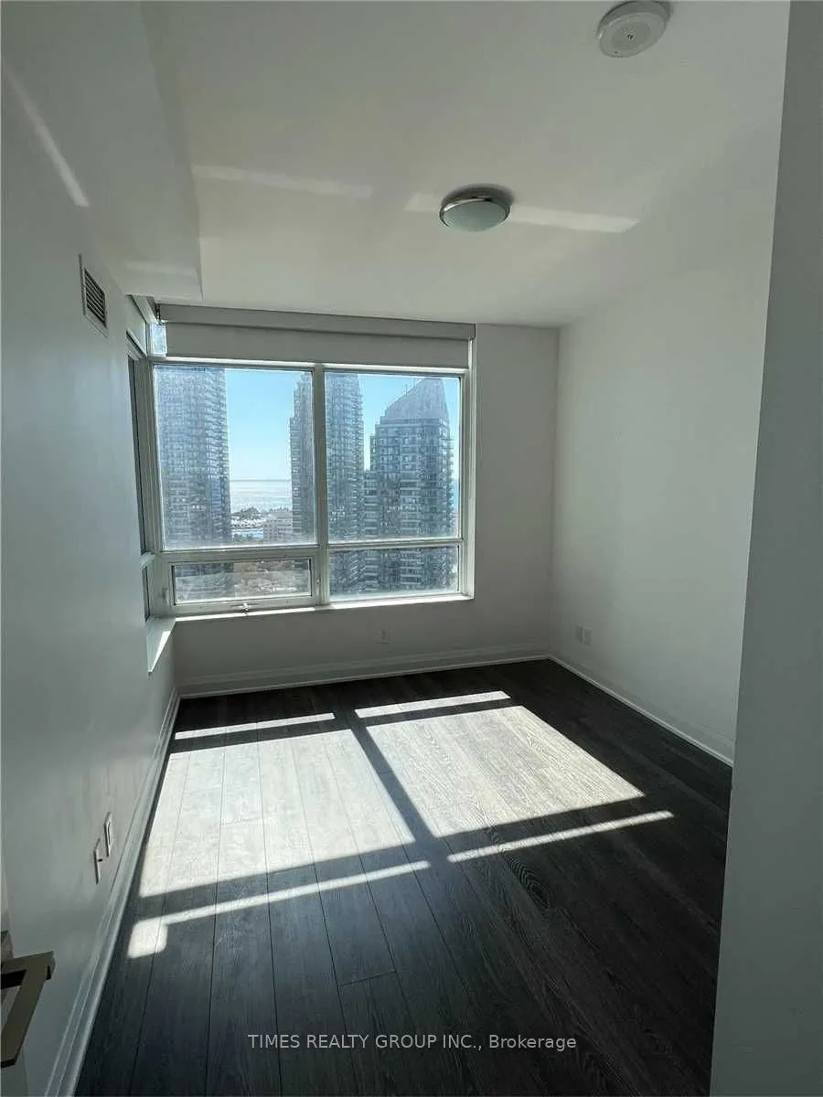 36 Park Lawn Road, #2002