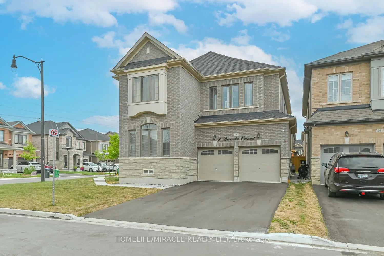 9 Bavenden Crescent