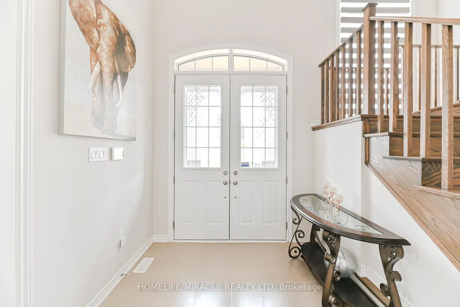 9 Bavenden Crescent