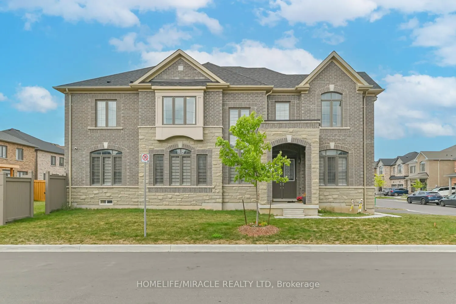 9 Bavenden Crescent