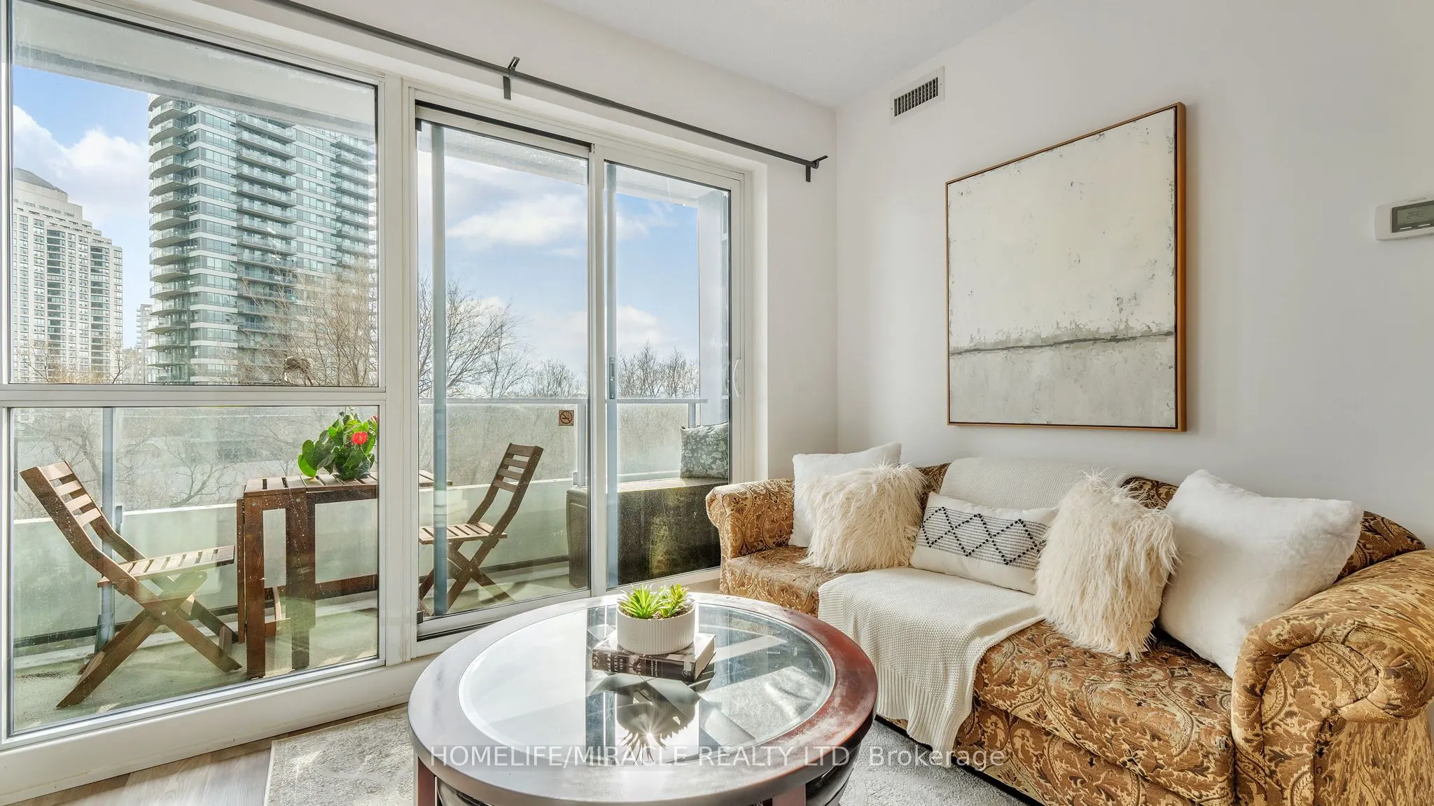 2220 Lake Shore Boulevard W, #616