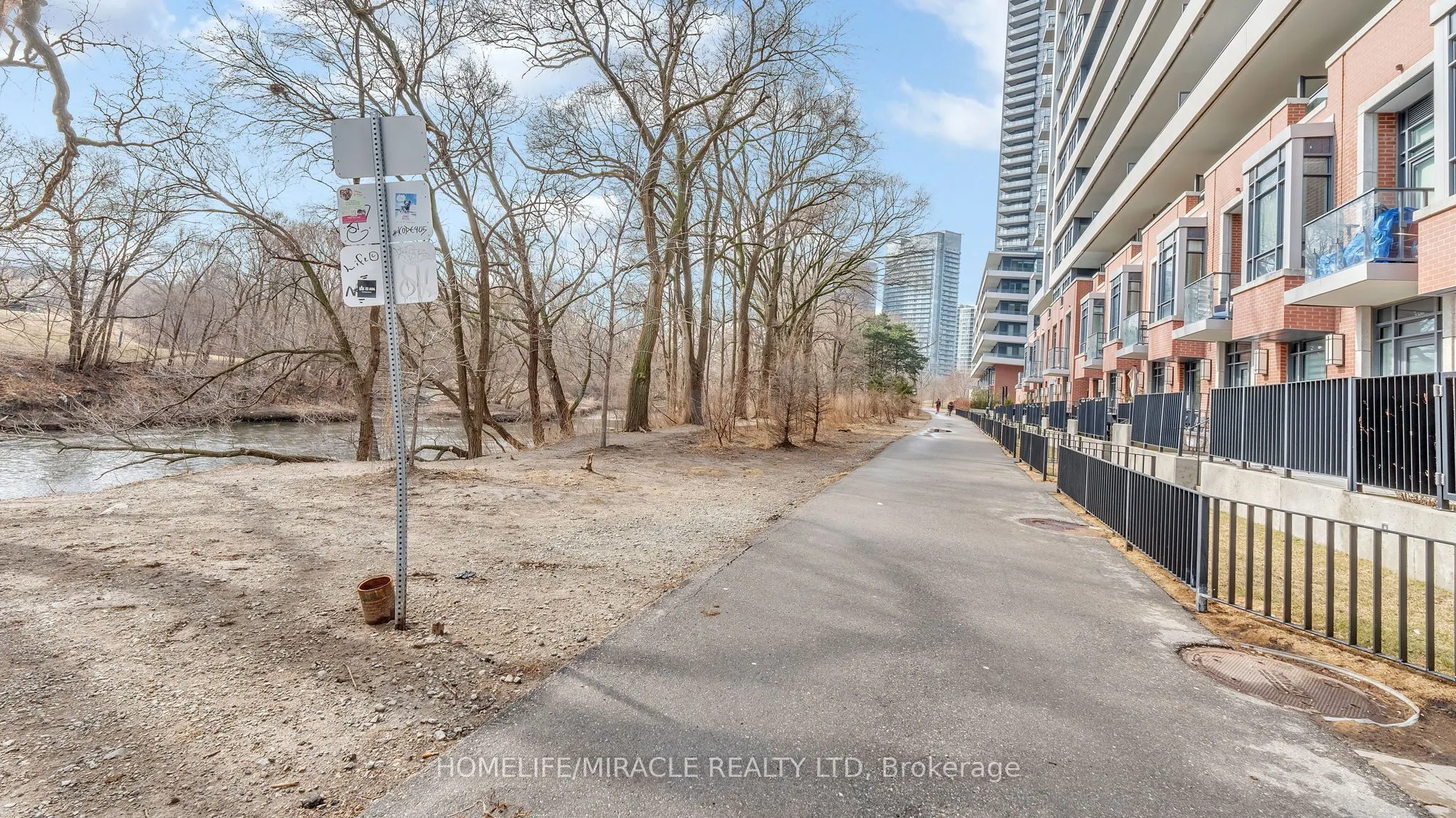 2220 Lake Shore Boulevard W, #616