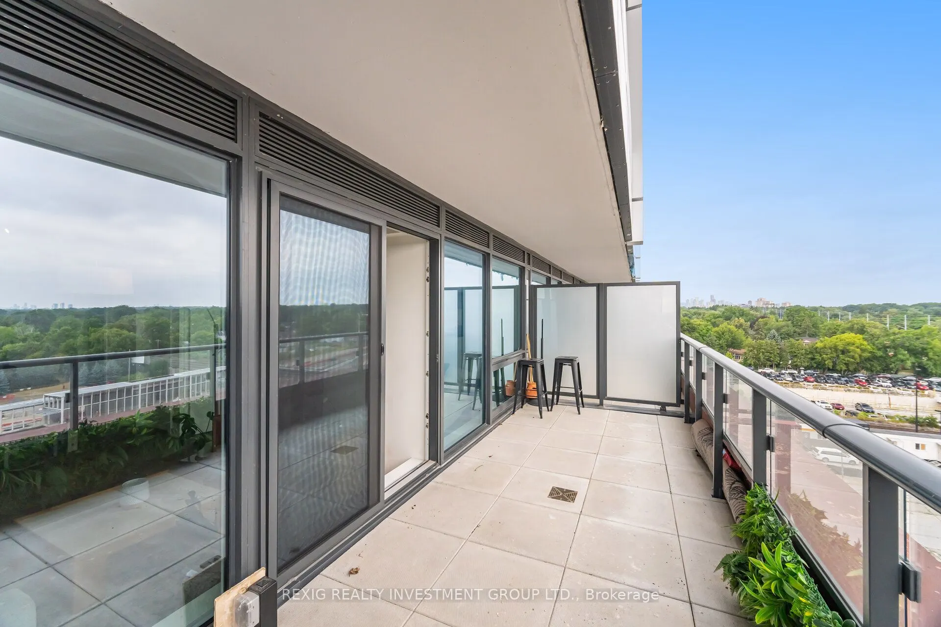 28 Ann Street, #701