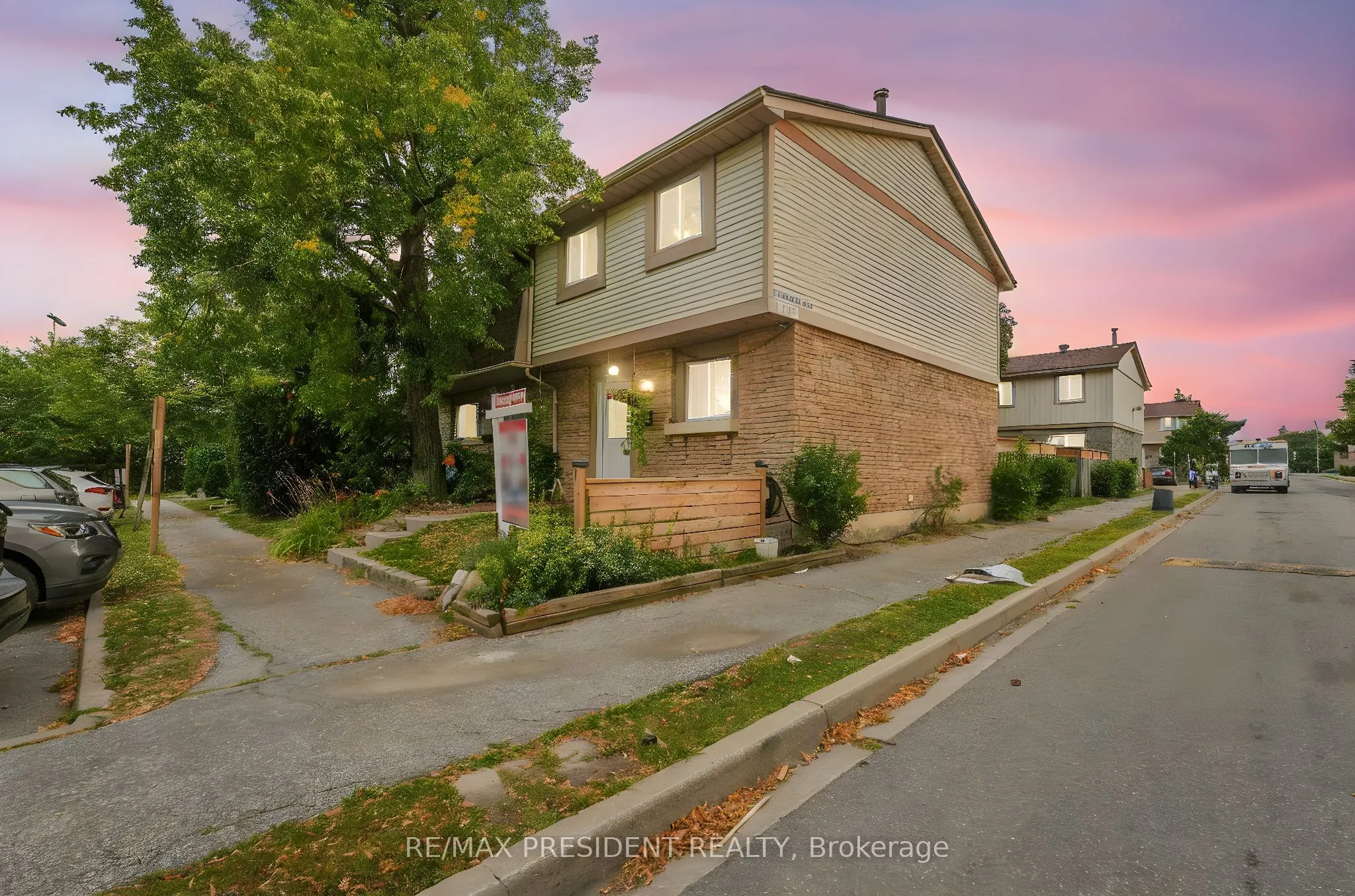 93 Hansen Road N, #84
