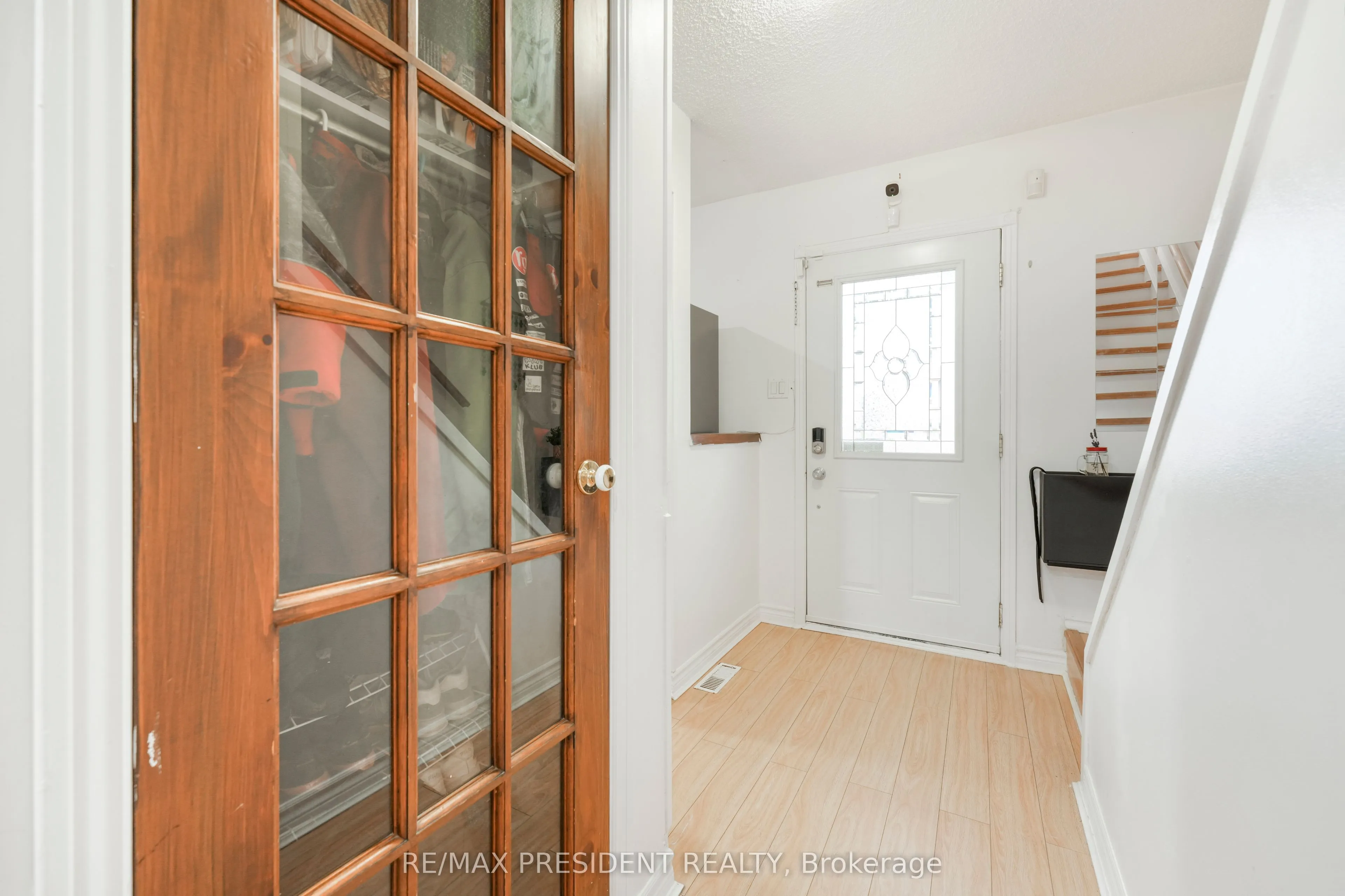 93 Hansen Road N, #84