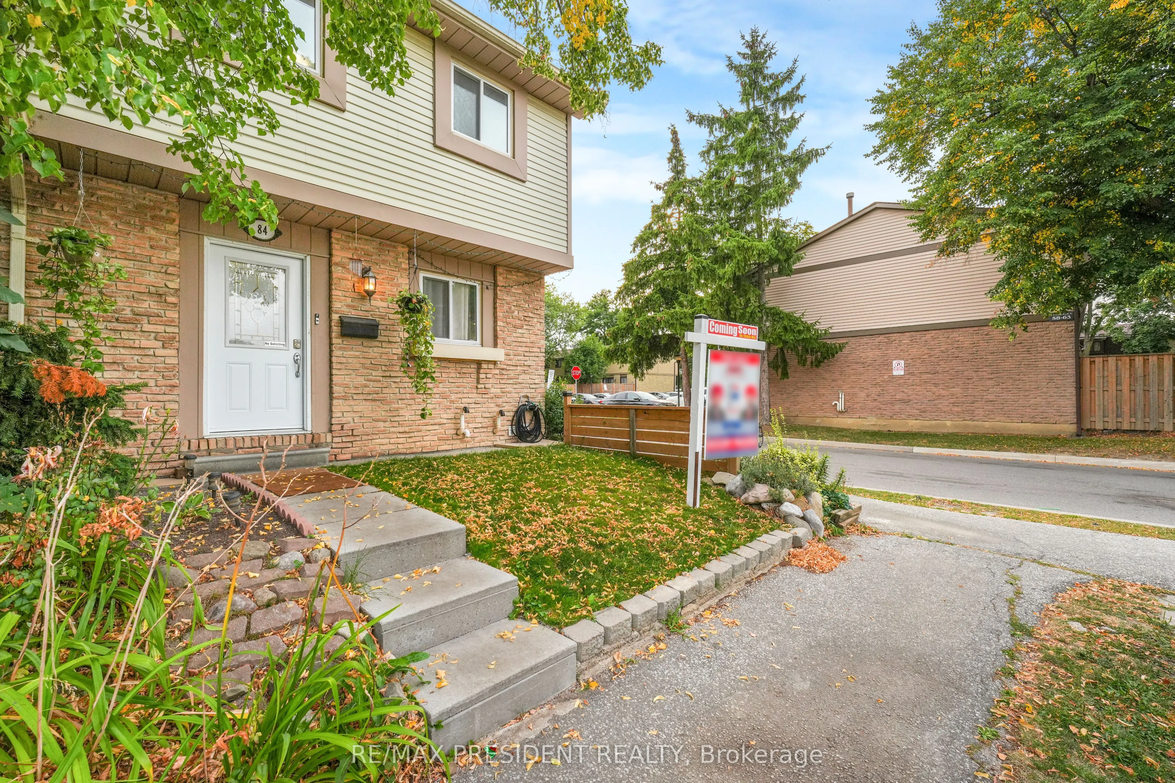 93 Hansen Road N, #84