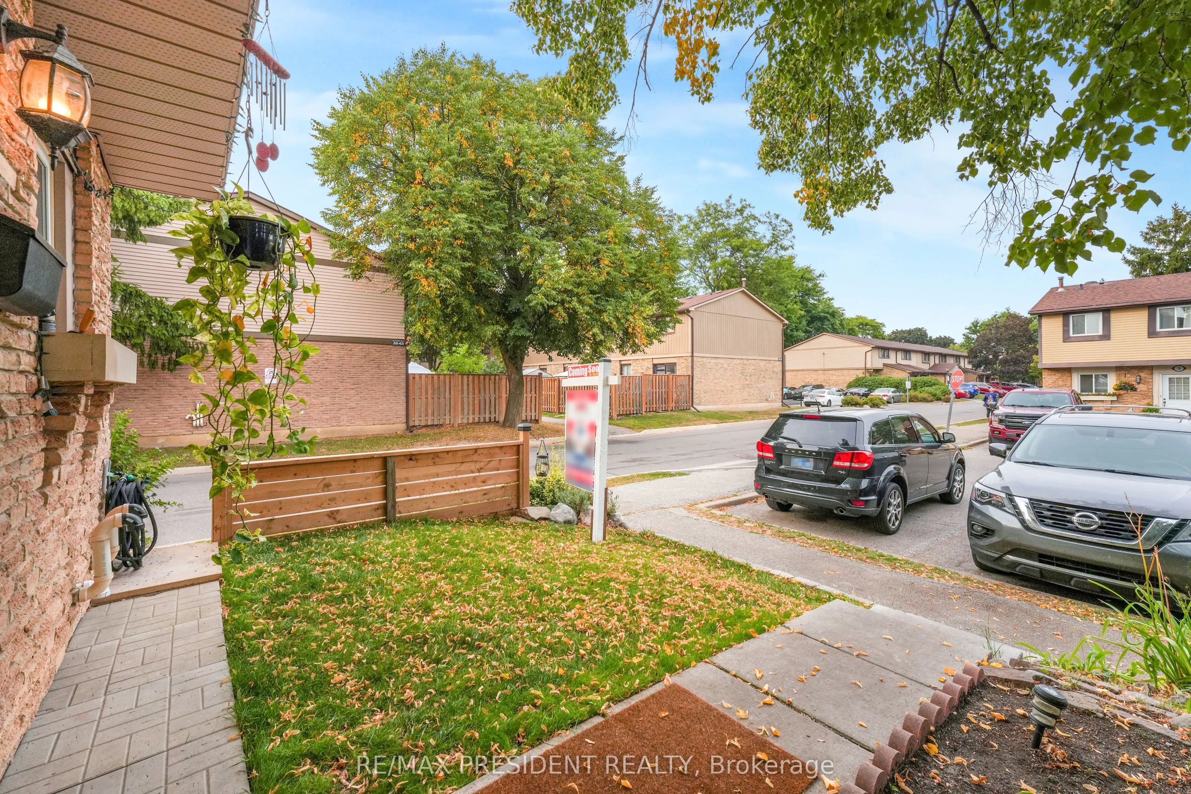 93 Hansen Road N, #84