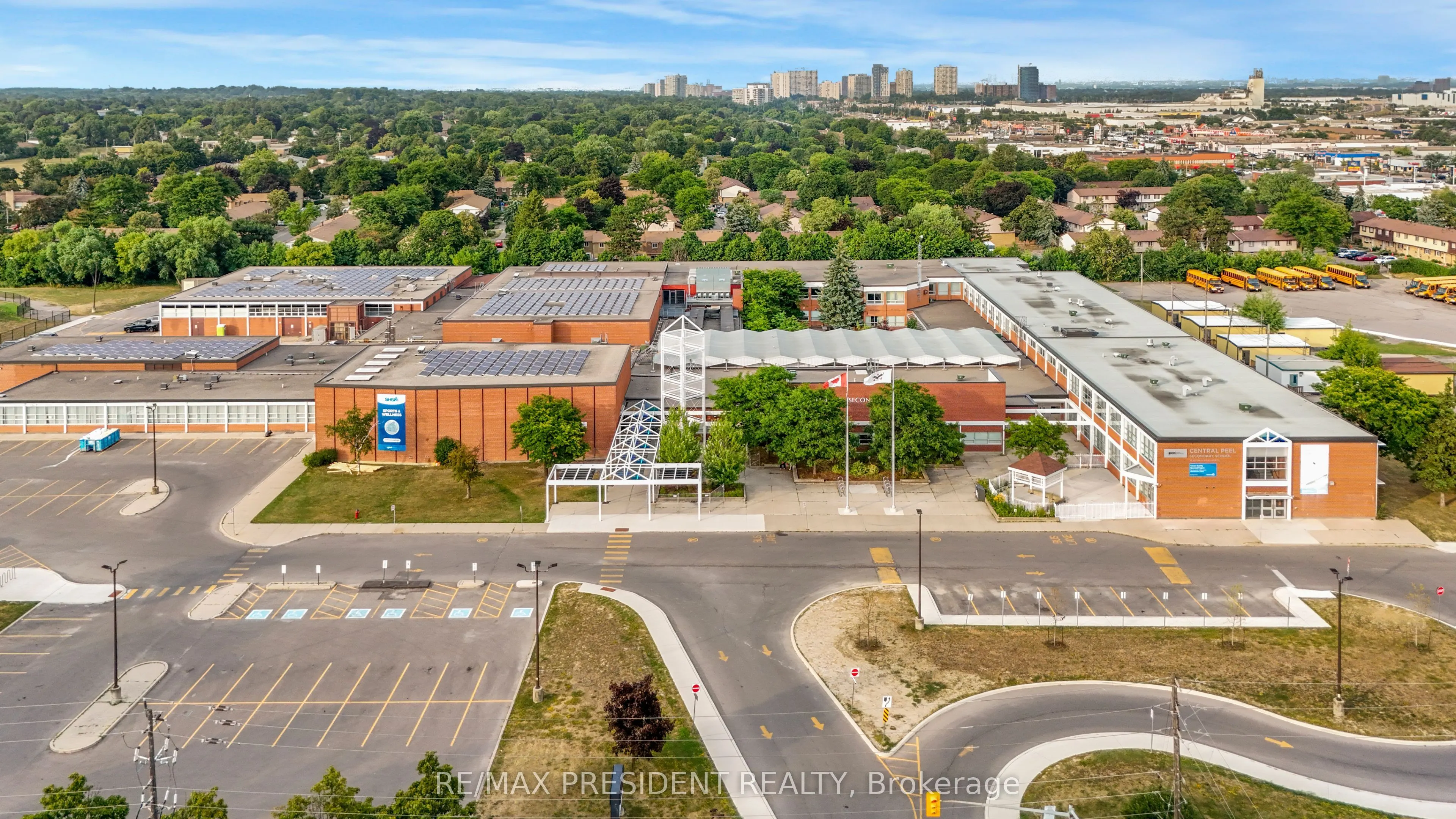 93 Hansen Road N, #84