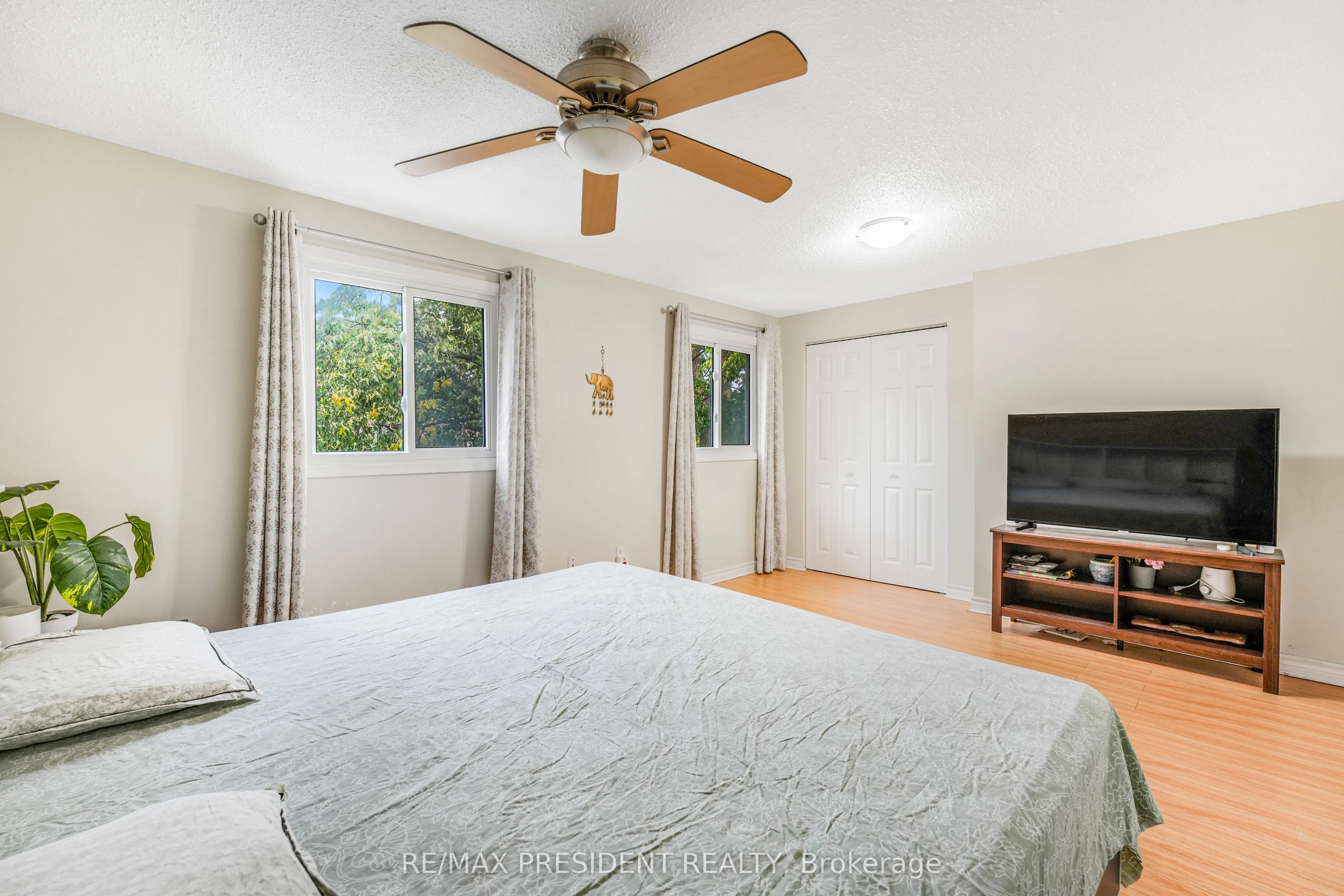 93 Hansen Road N, #84