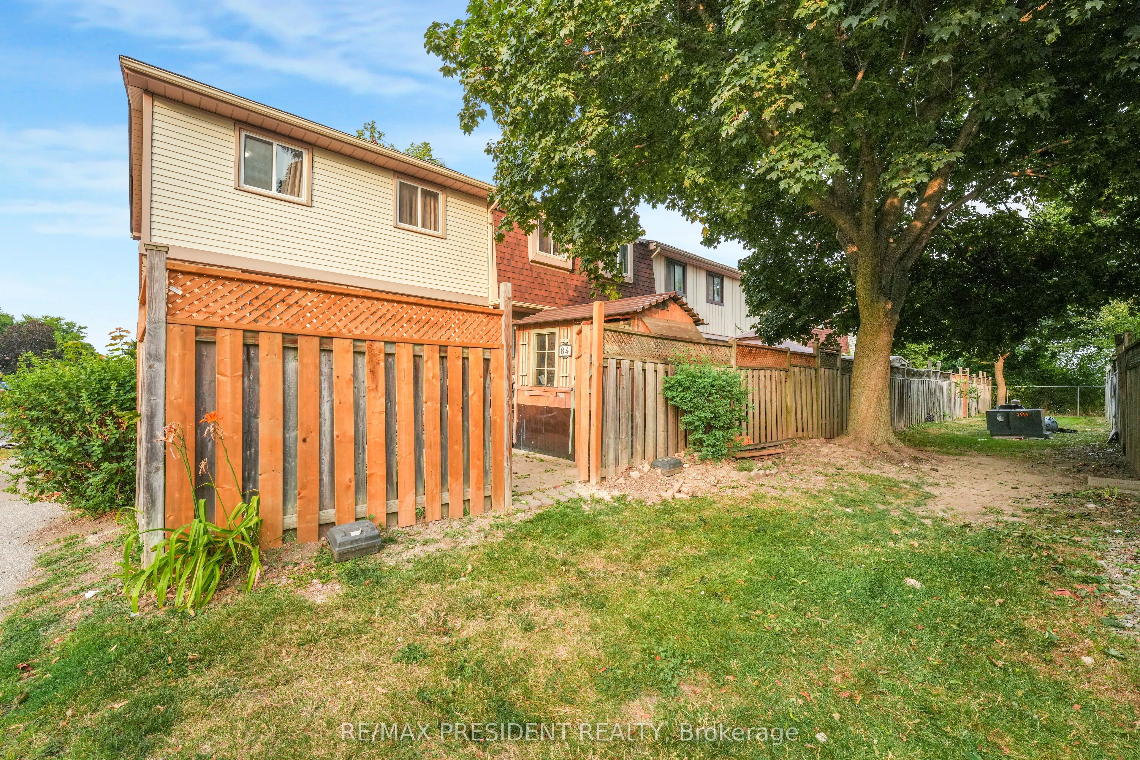 93 Hansen Road N, #84