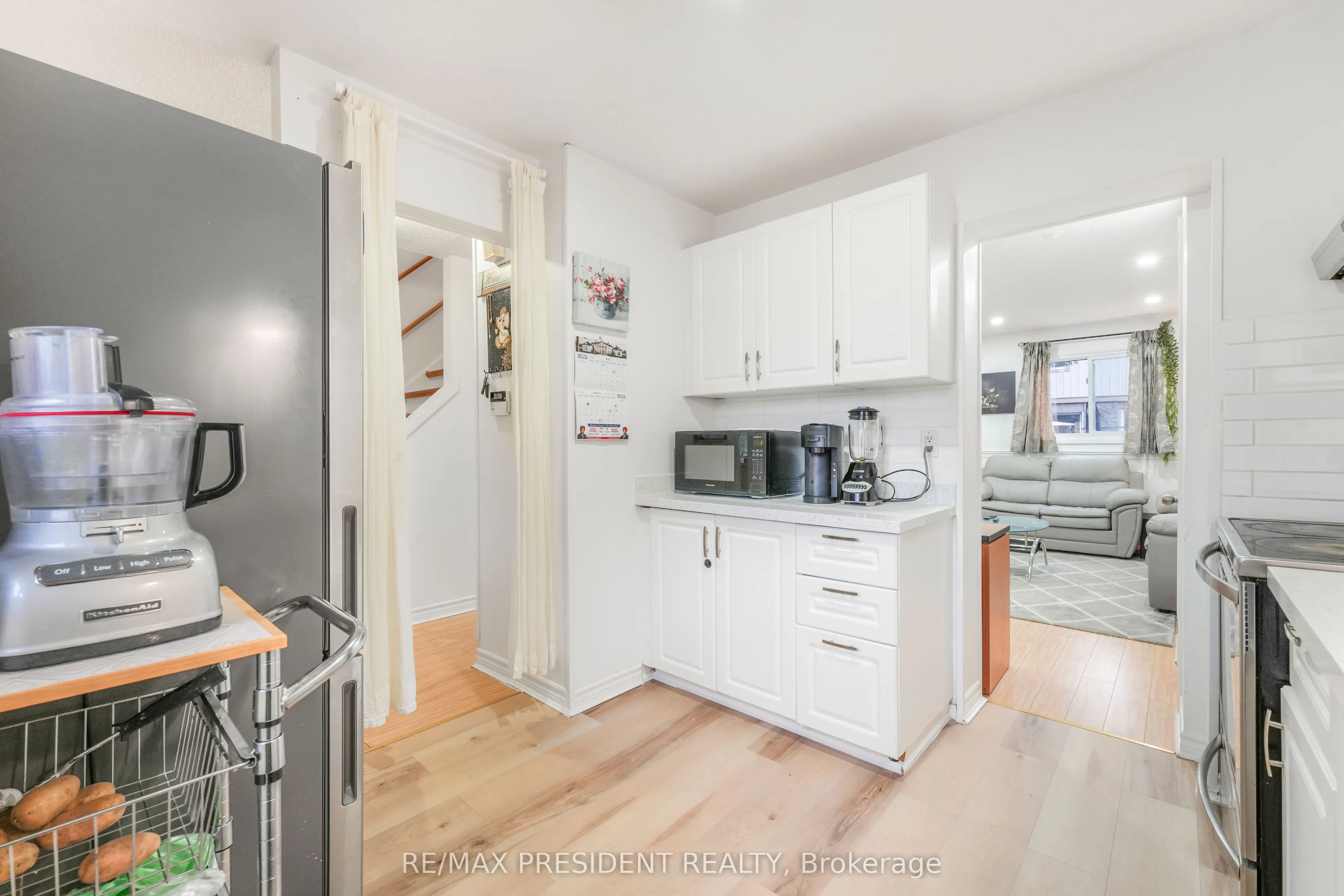 93 Hansen Road N, #84