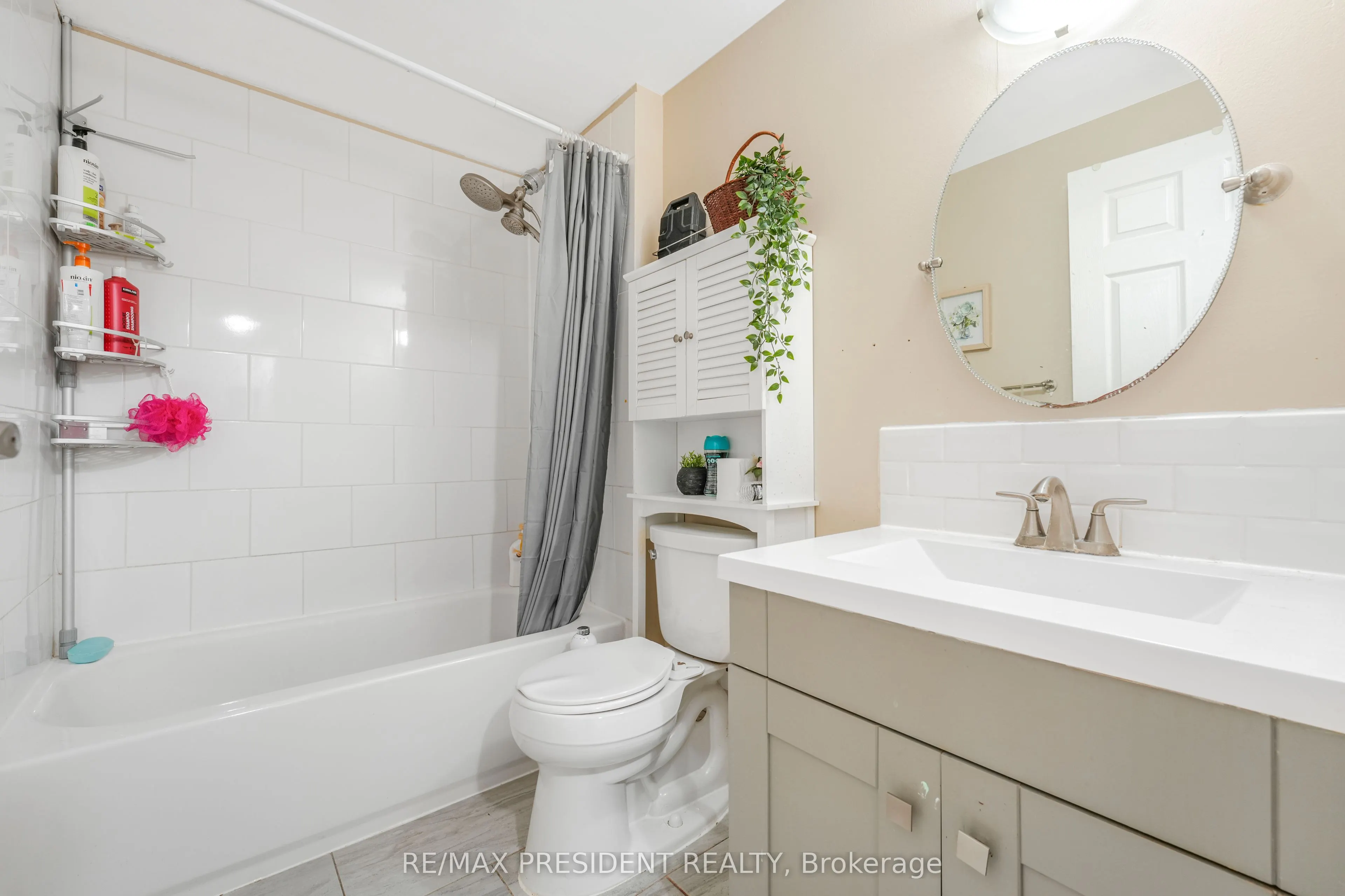93 Hansen Road N, #84