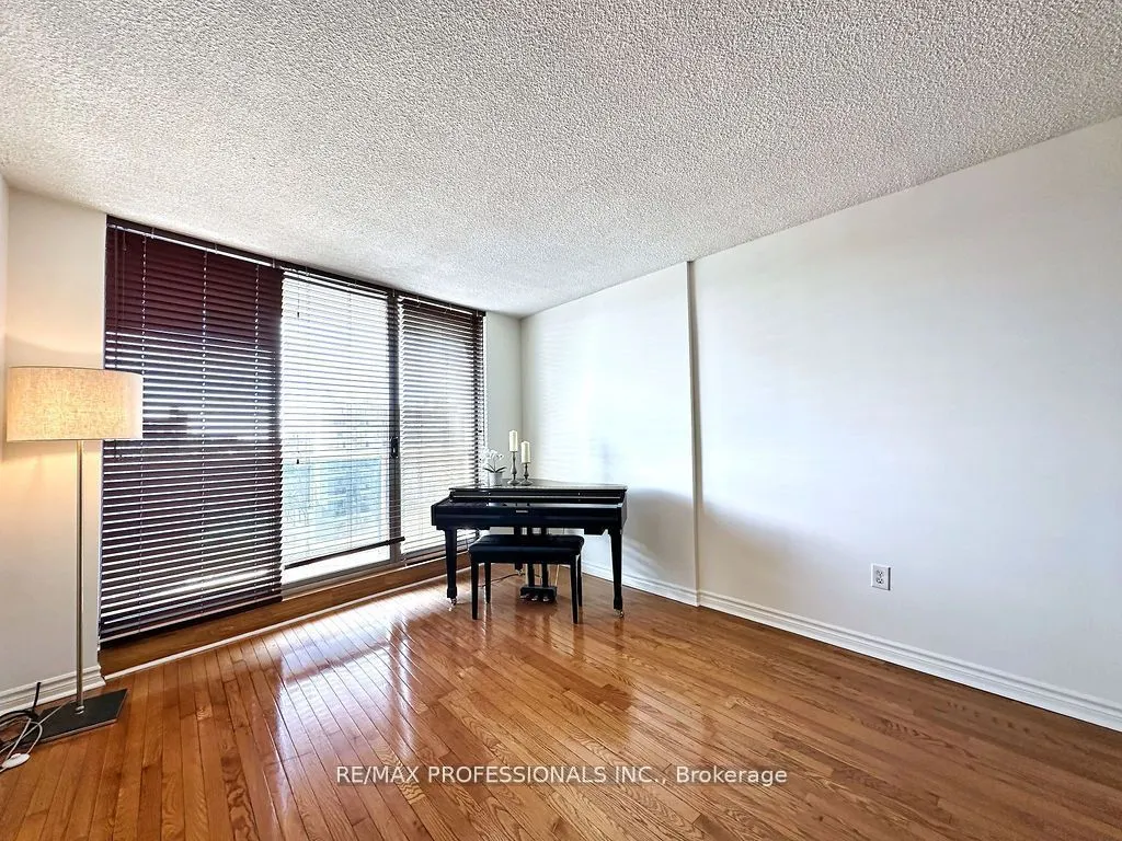 299 Mill Road, #1508