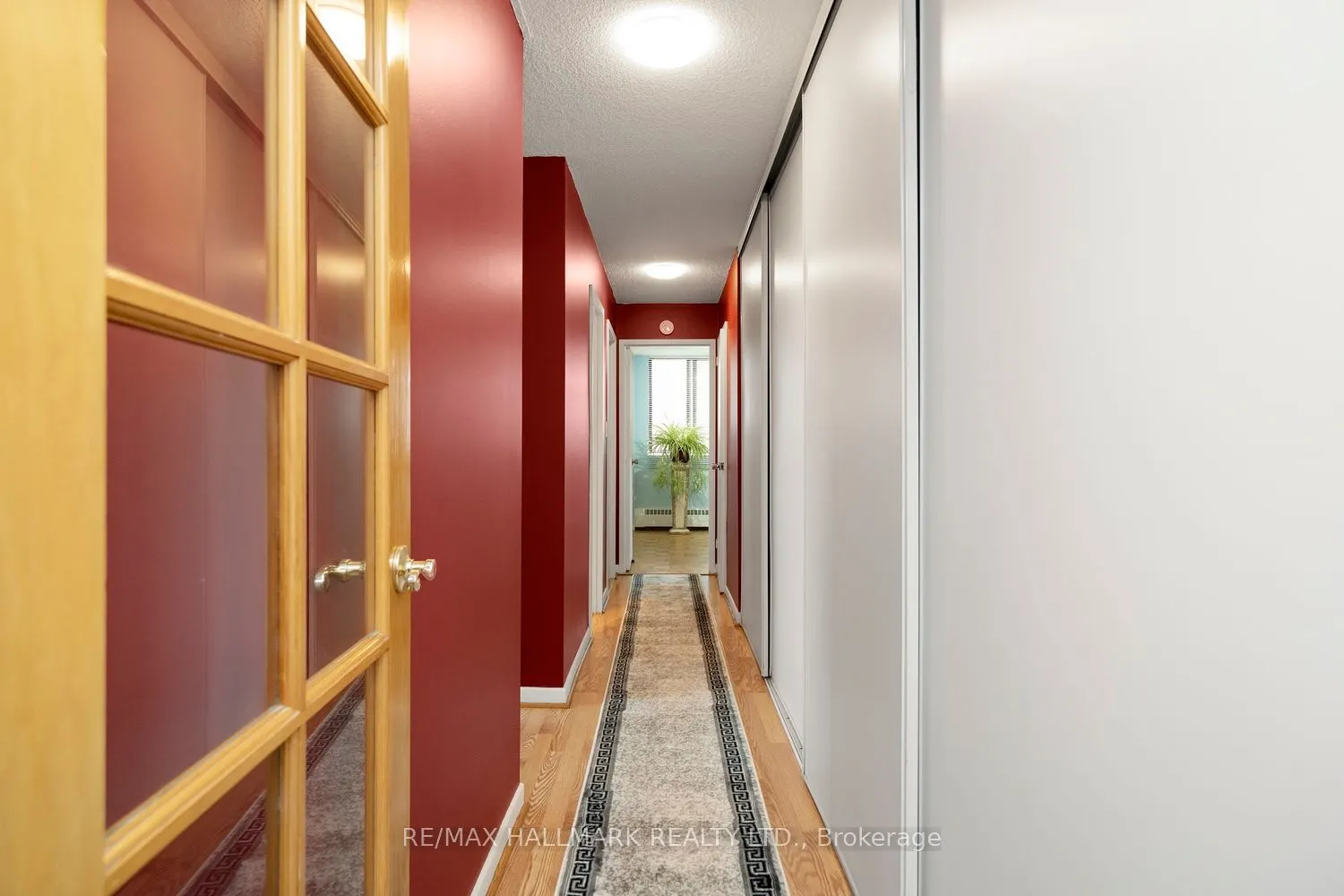 2542 Argyle Road, #801