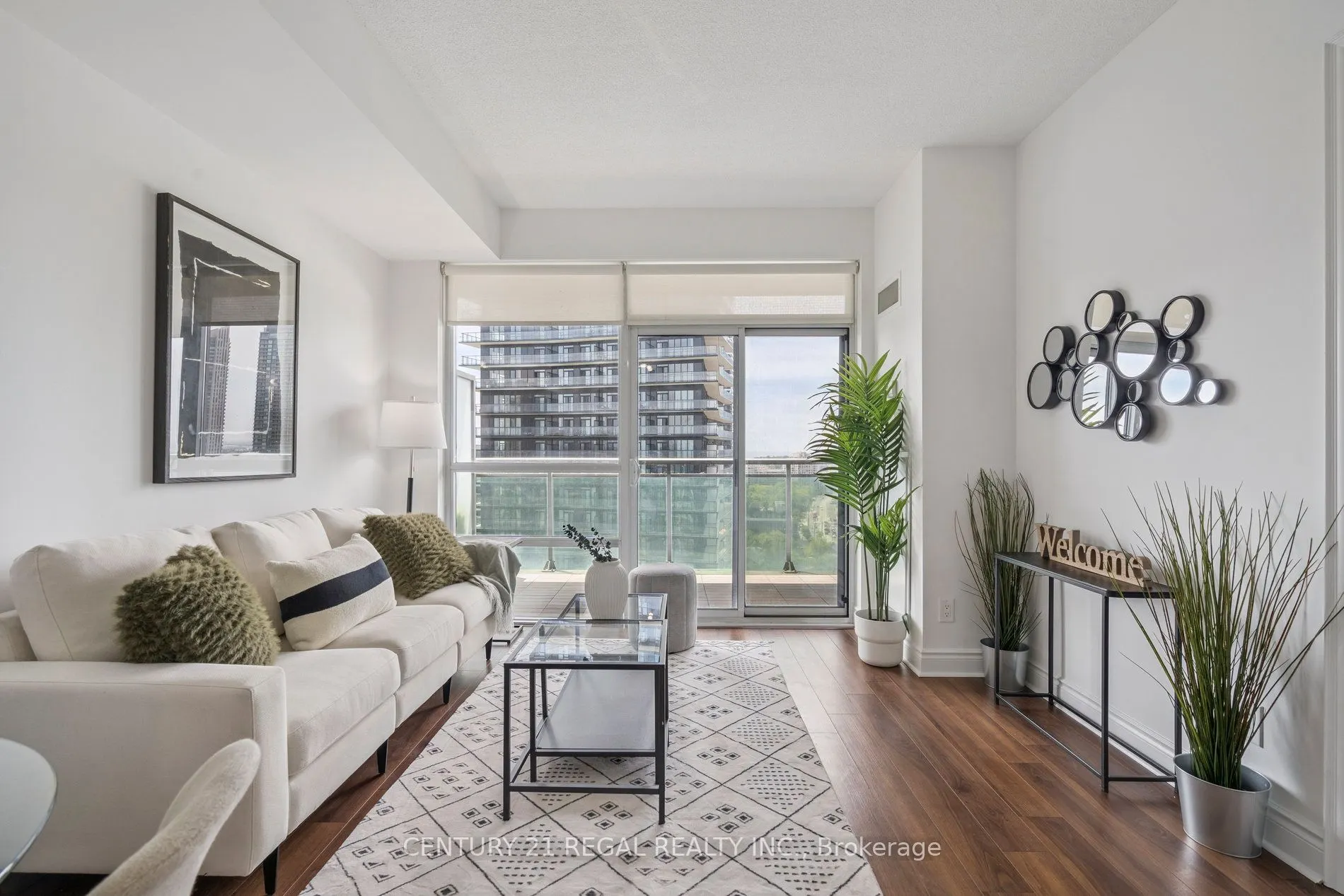 16 Brookers Lane, #1810