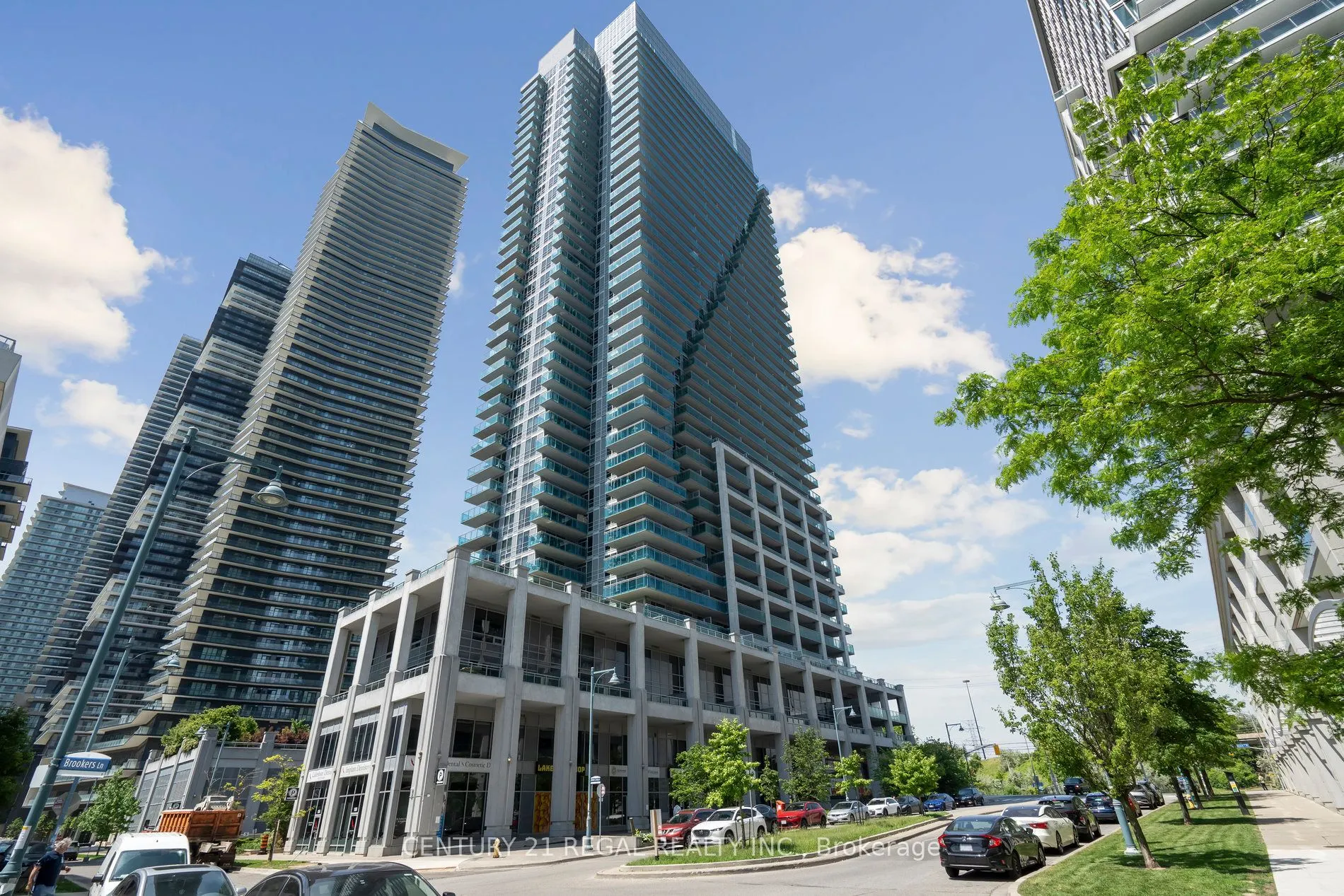 16 Brookers Lane, #1810