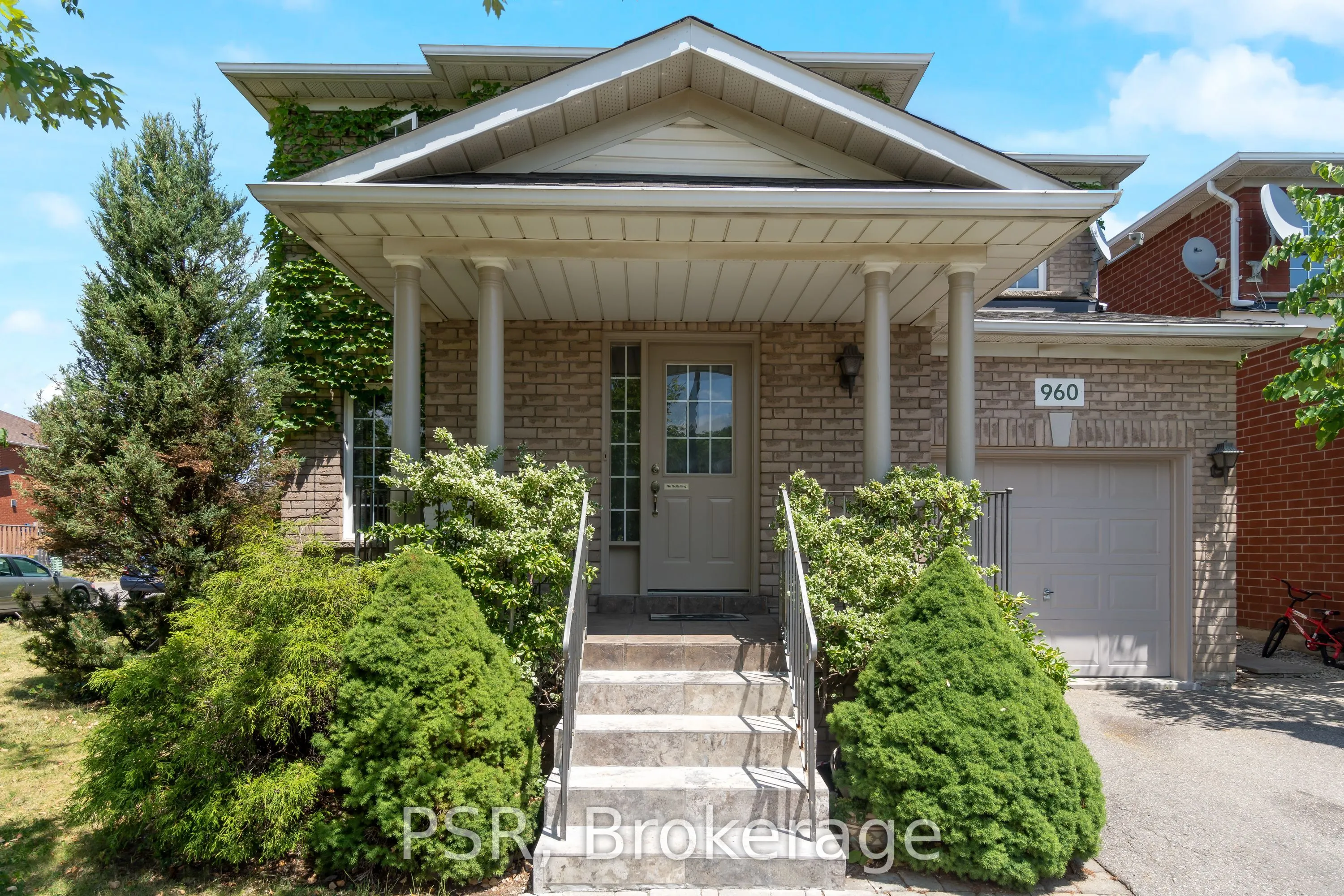 960 Fielder Drive