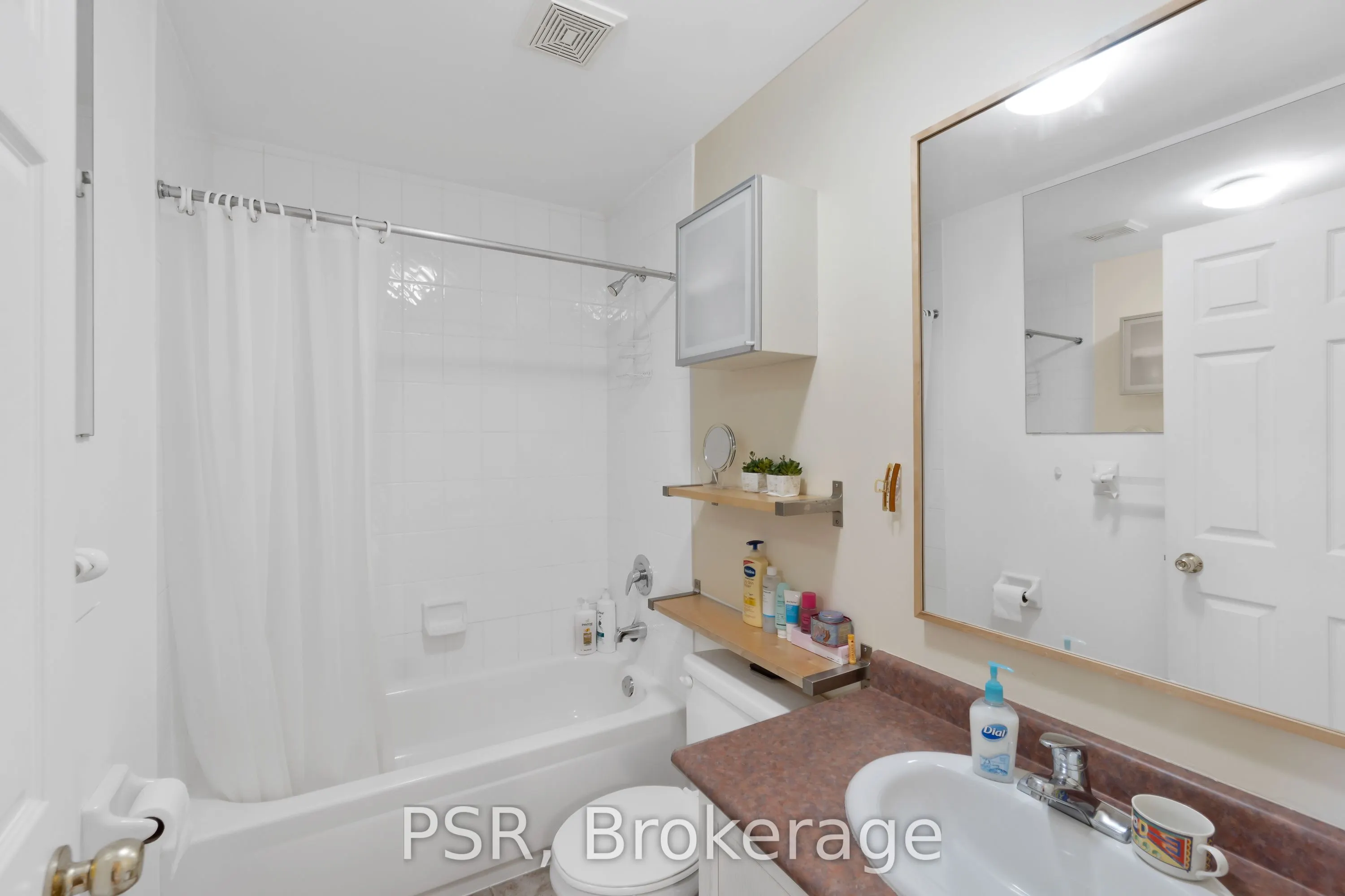 960 Fielder Drive