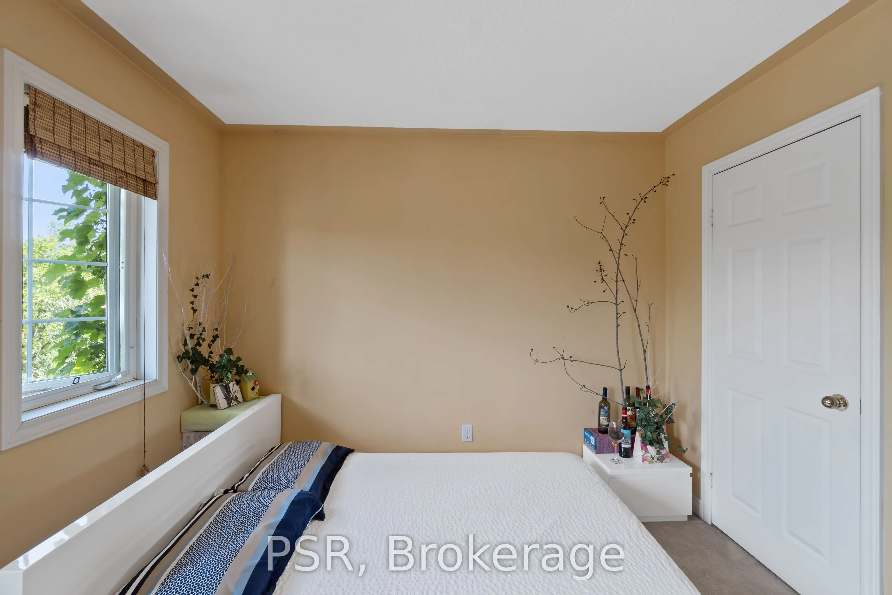 960 Fielder Drive