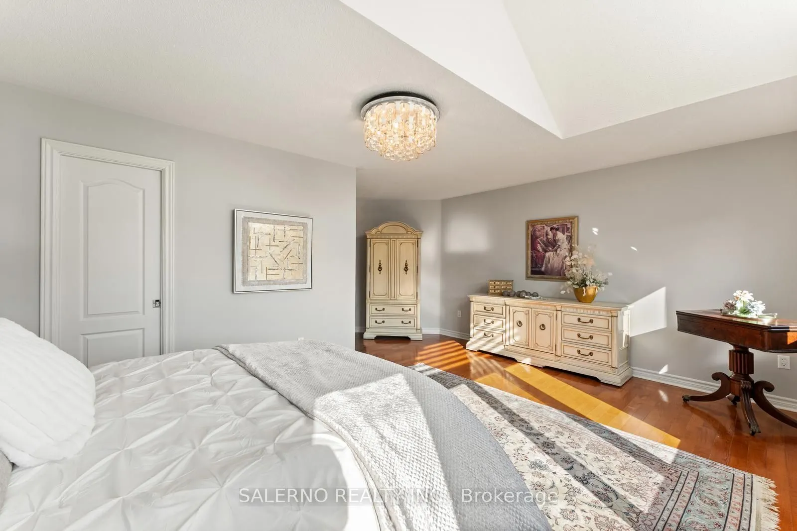 5235 Forestwalk Circle