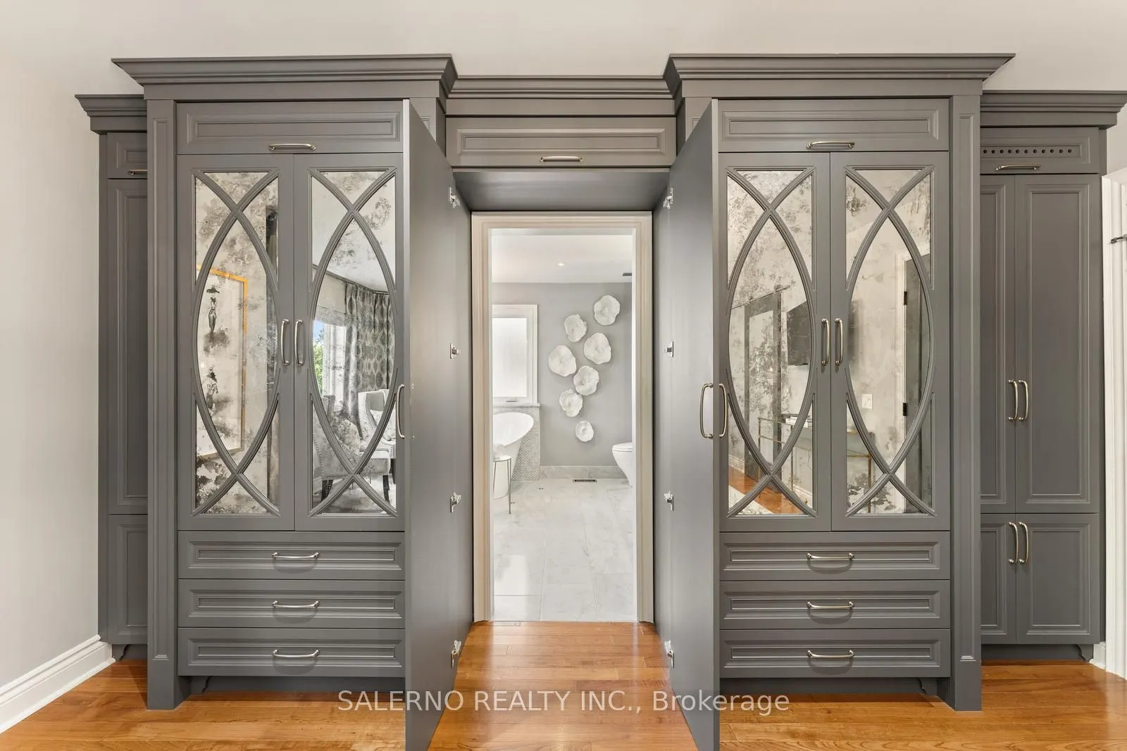 5235 Forestwalk Circle