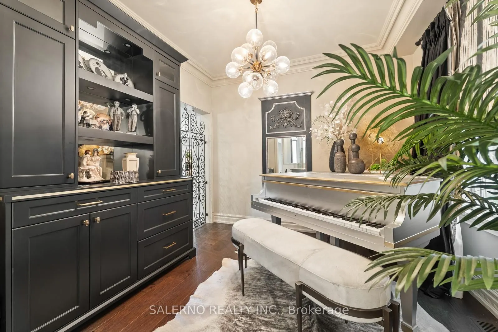 5235 Forestwalk Circle