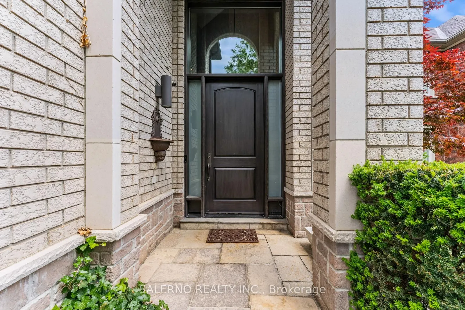 5235 Forestwalk Circle