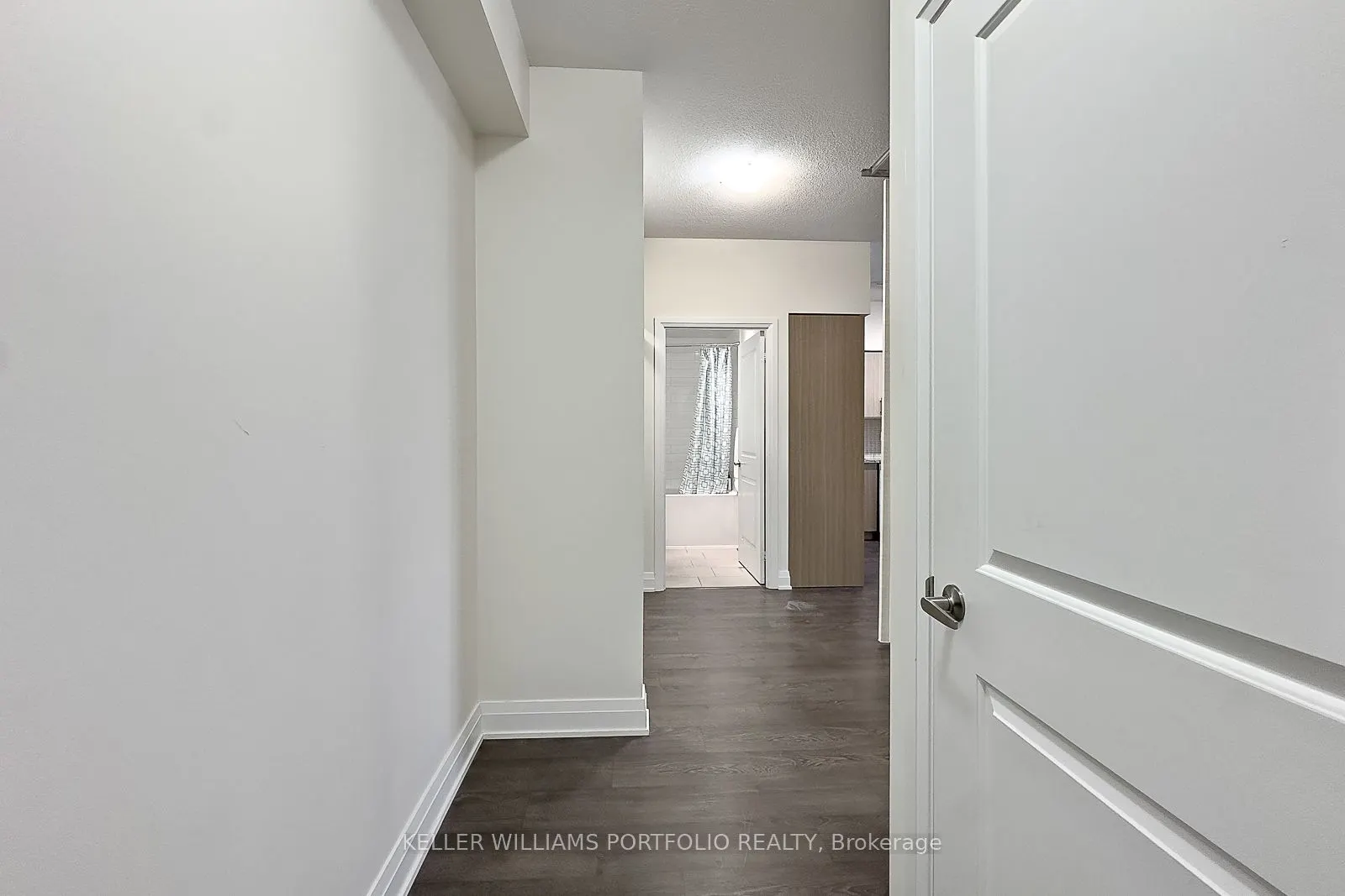 55 Speers Road, #1201