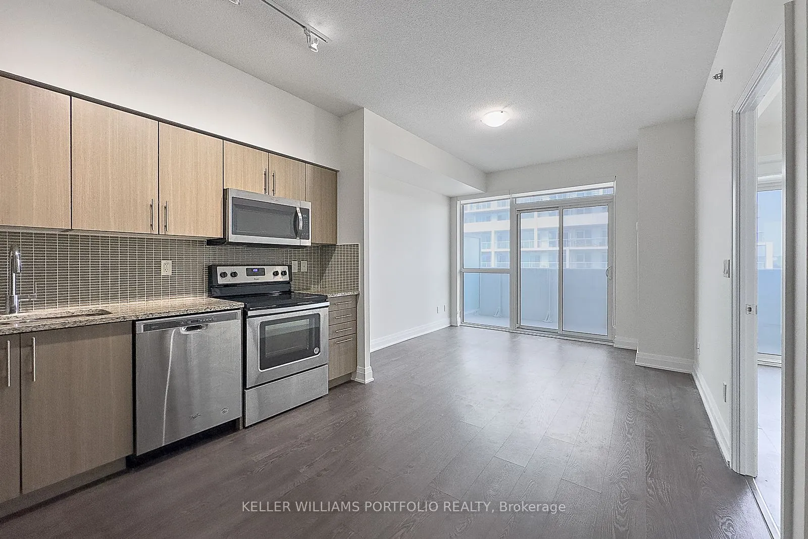 55 Speers Road, #1201
