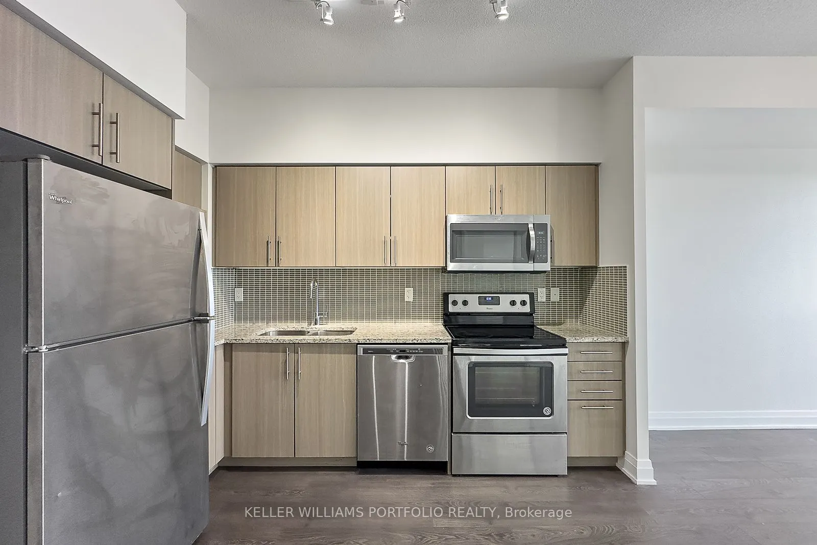 55 Speers Road, #1201