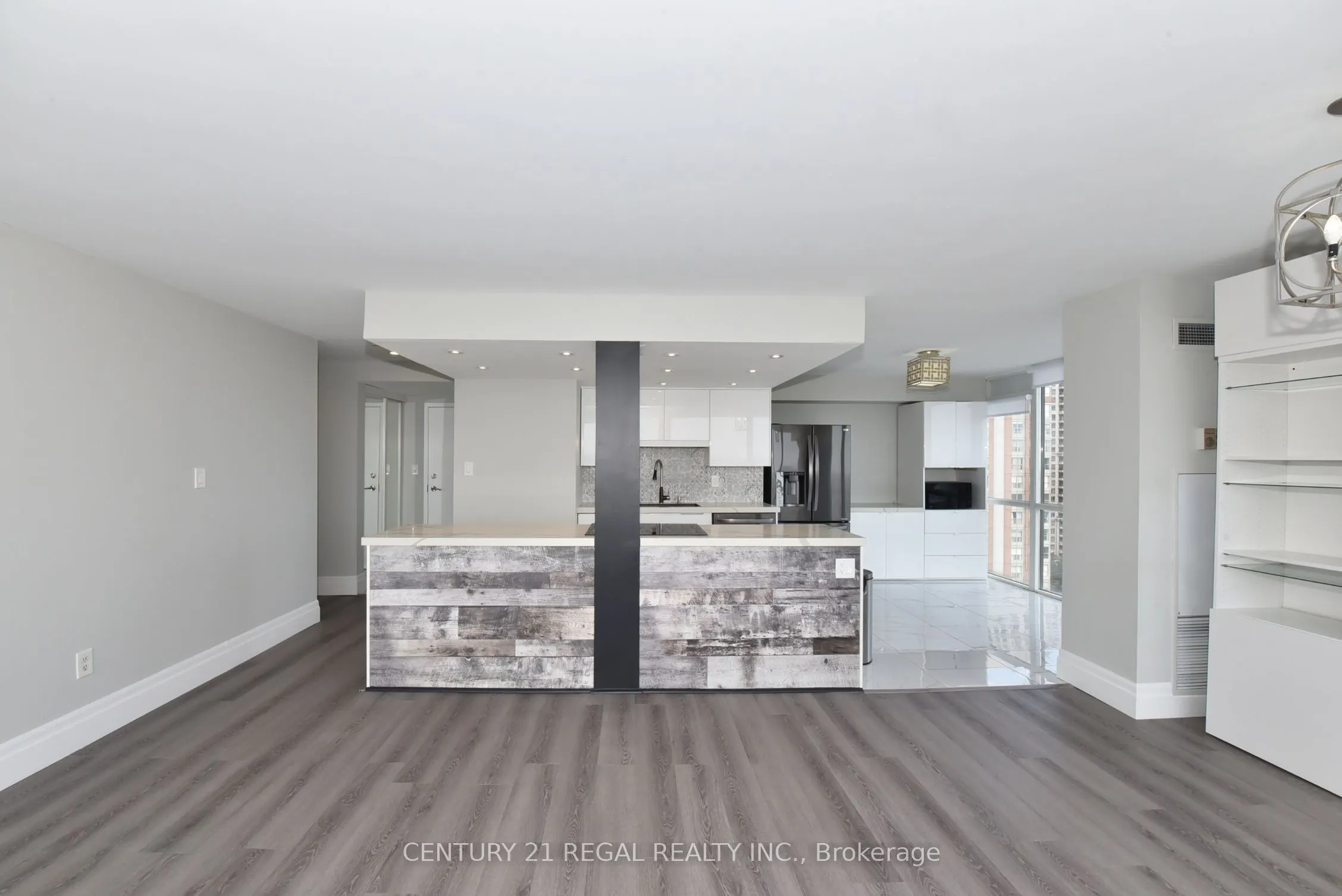 350 Webb Drive, #1612
