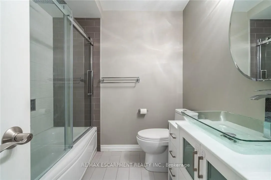 2075 Walkers Line, #246