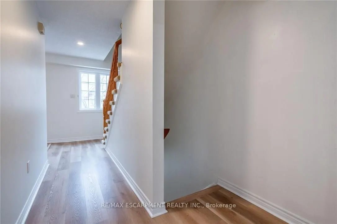 2075 Walkers Line, #246