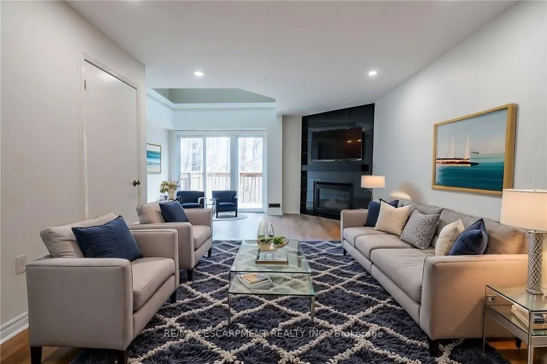 2075 Walkers Line, #246