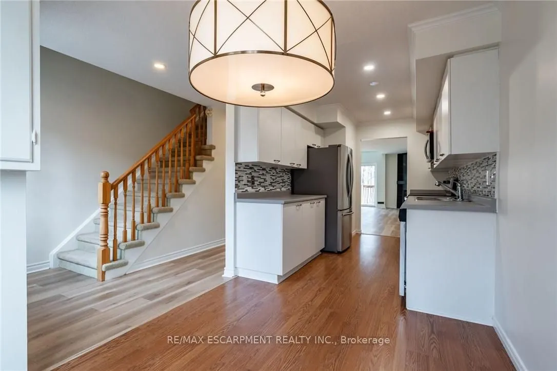 2075 Walkers Line, #246