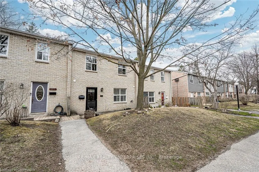 1050 Shawnmarr Road, #111