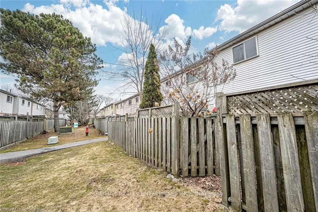 1050 Shawnmarr Road, #111