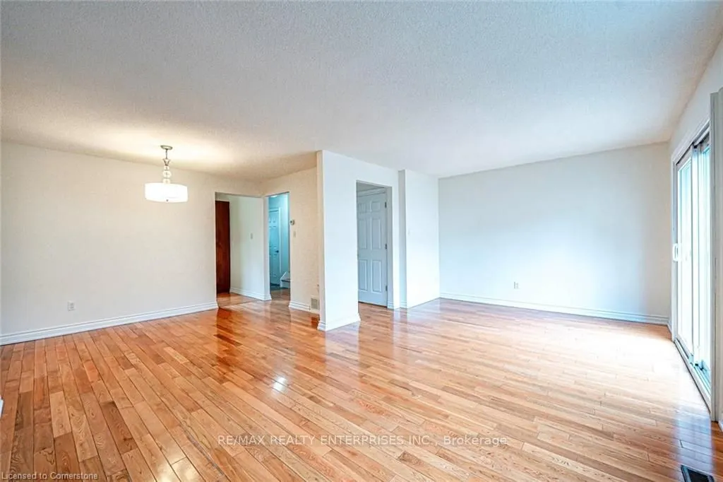 1050 Shawnmarr Road, #111